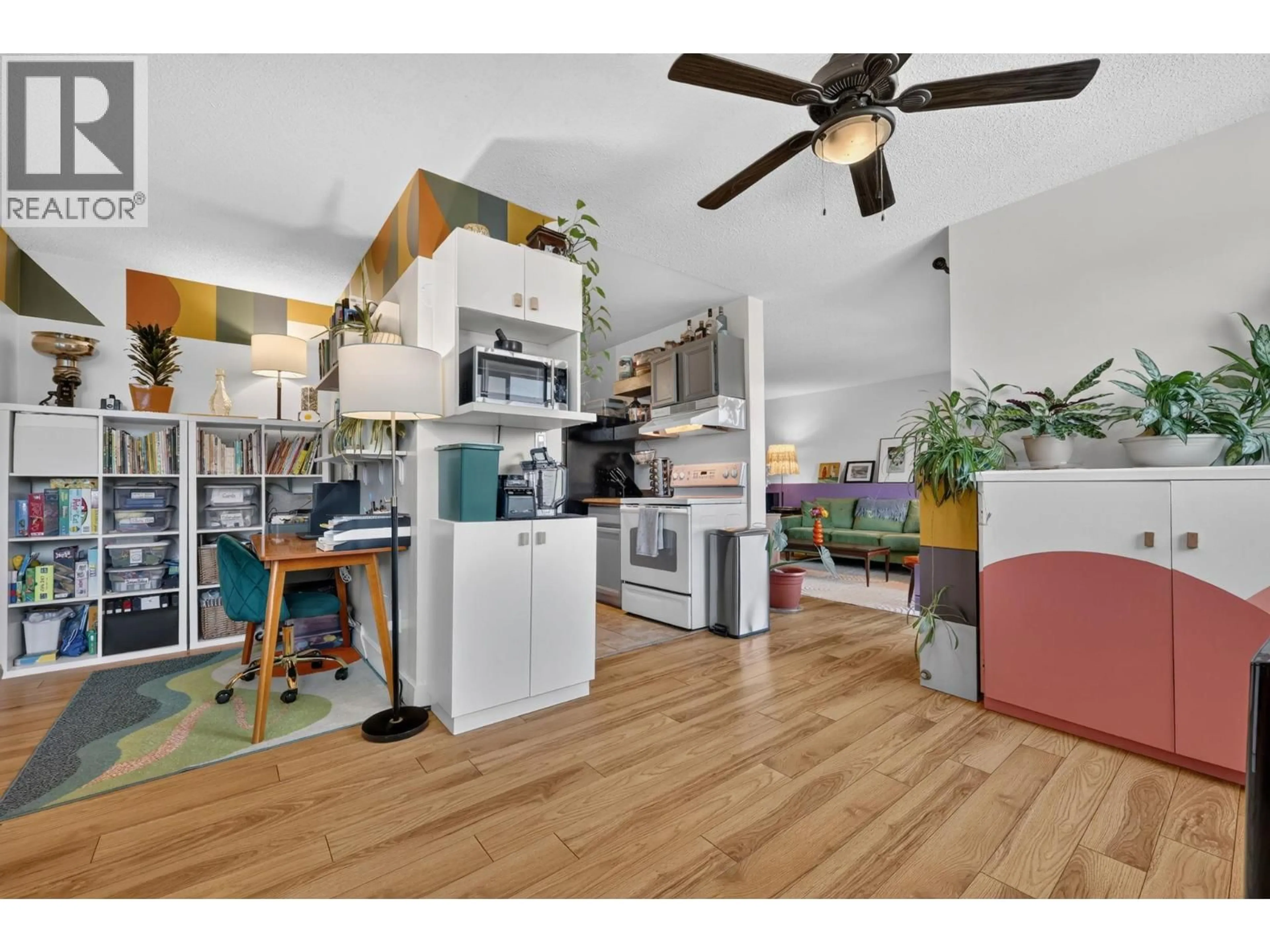 Open concept kitchen, unknown for 336 - 495 ALL STAR COURT, Kelowna British Columbia V1X5N7