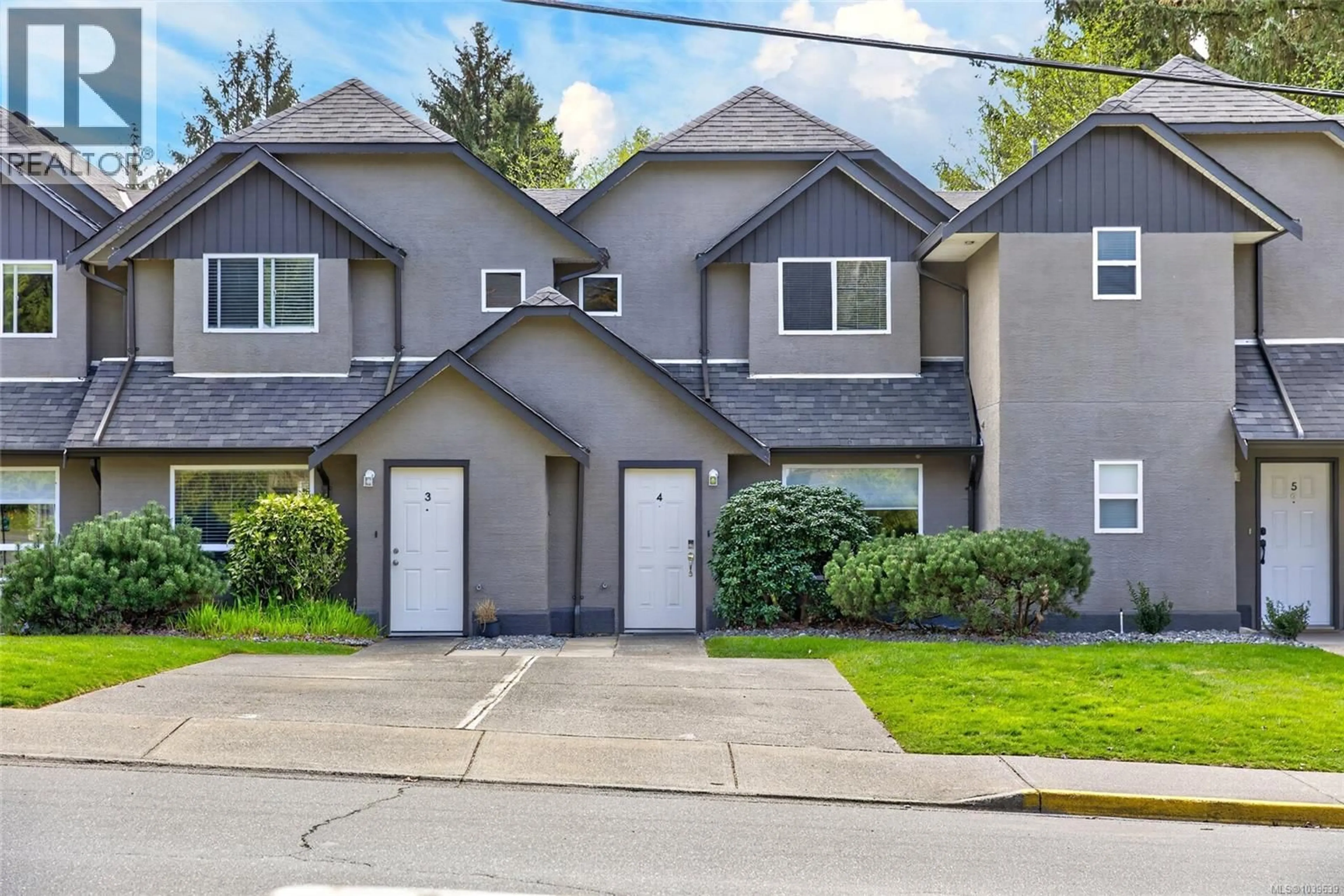 Unknown for 4 - 555 ROCKLAND ROAD, Campbell River British Columbia V9W8B7