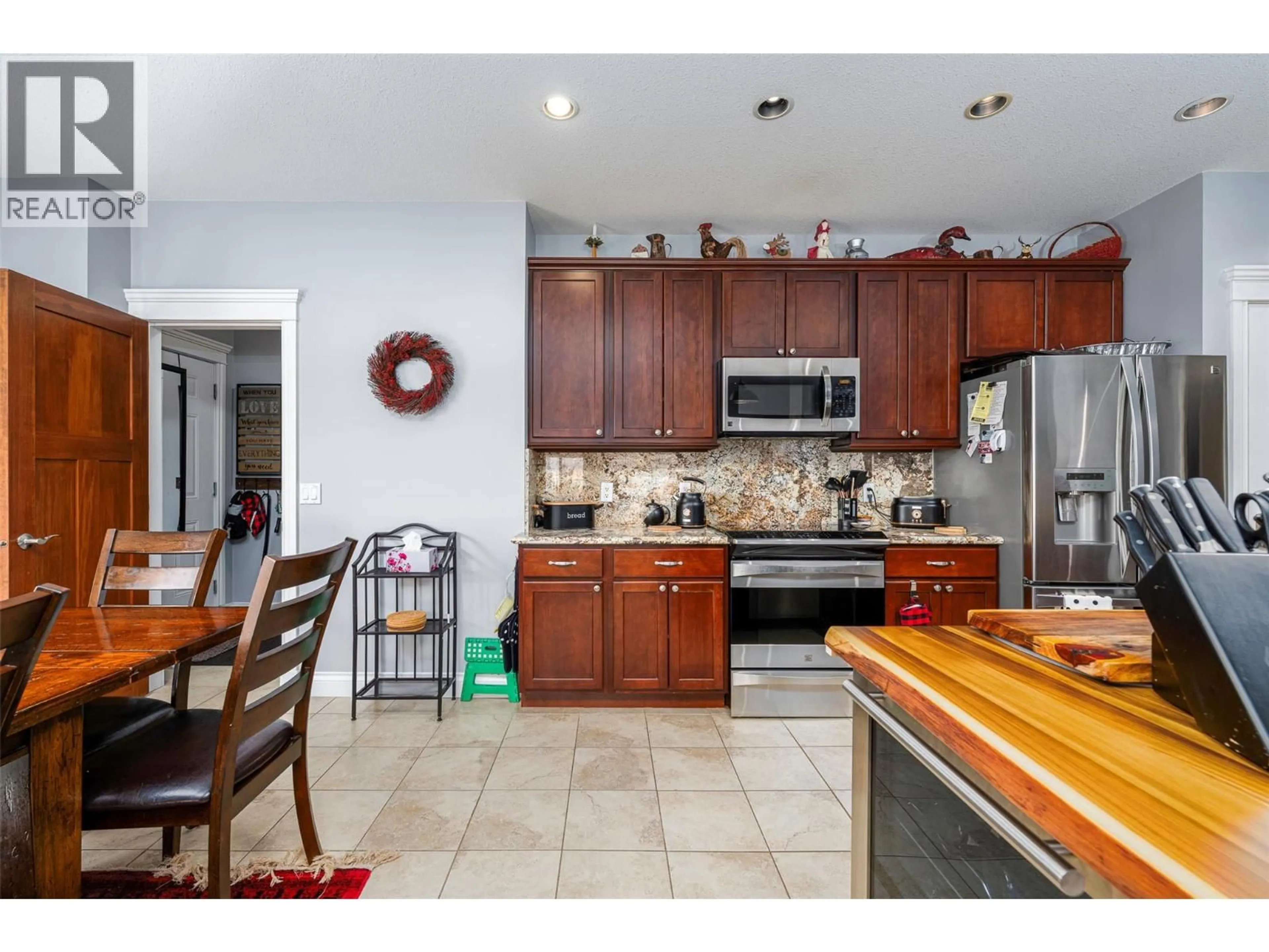Open concept kitchen, ceramic/tile floor for 2 - 5045 SNOWBIRD WAY, Big White British Columbia V1P1P3