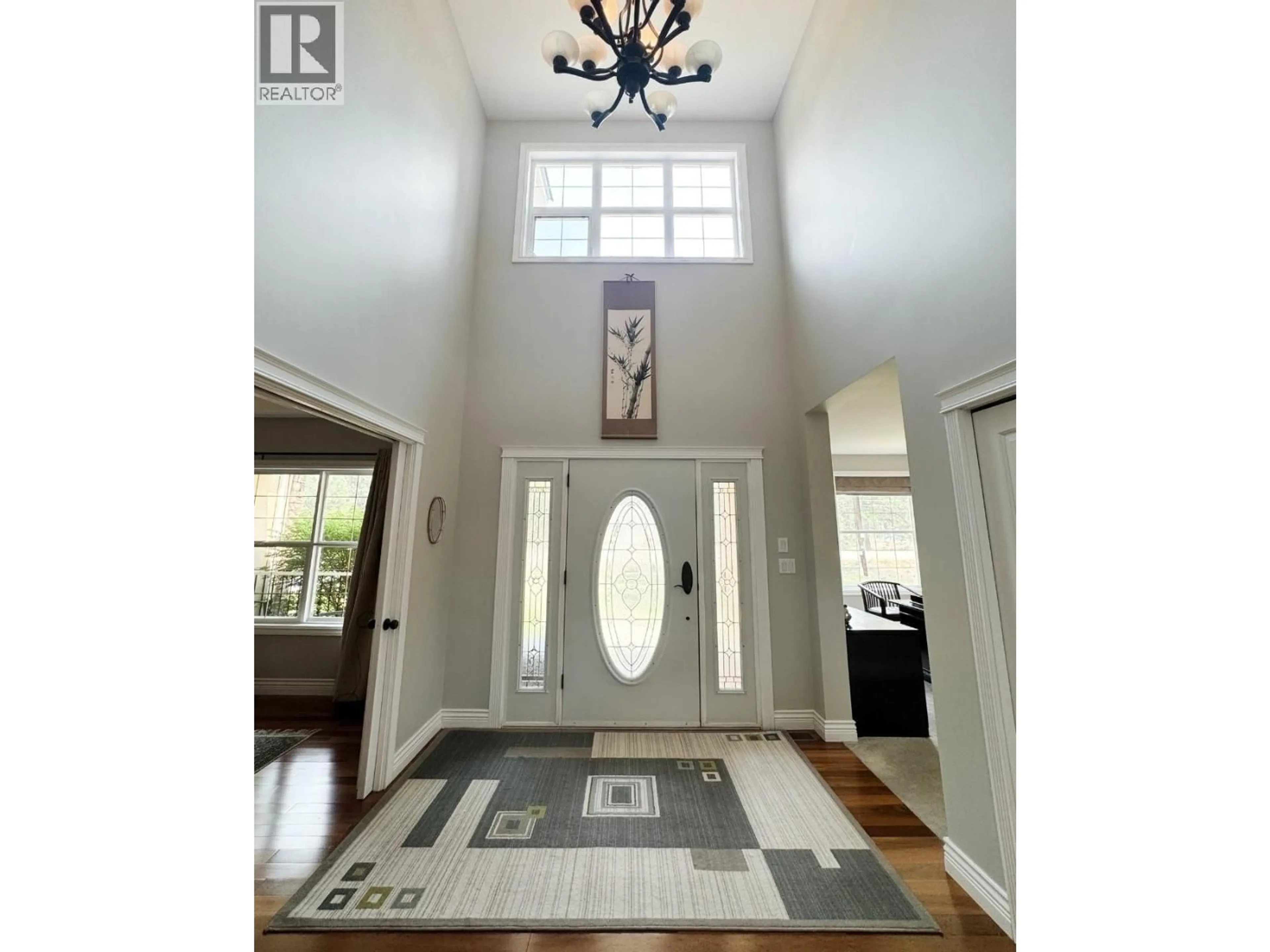 Indoor entryway for 230 PROSPECT DRIVE, Grand Forks British Columbia V0H1H2