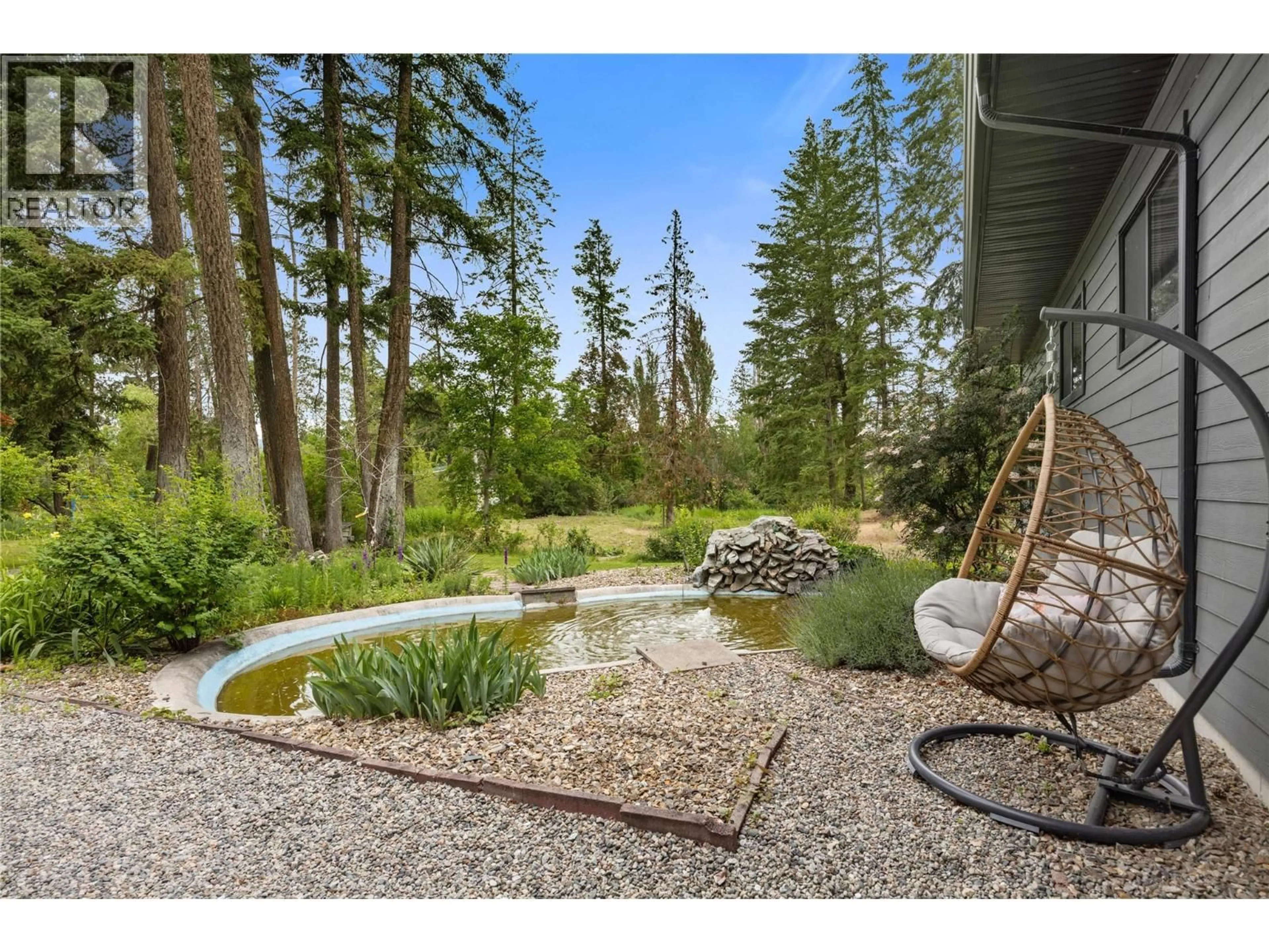 Patio, water/lake/river/ocean view for 3153 HALL ROAD, Kelowna British Columbia V1W2R8