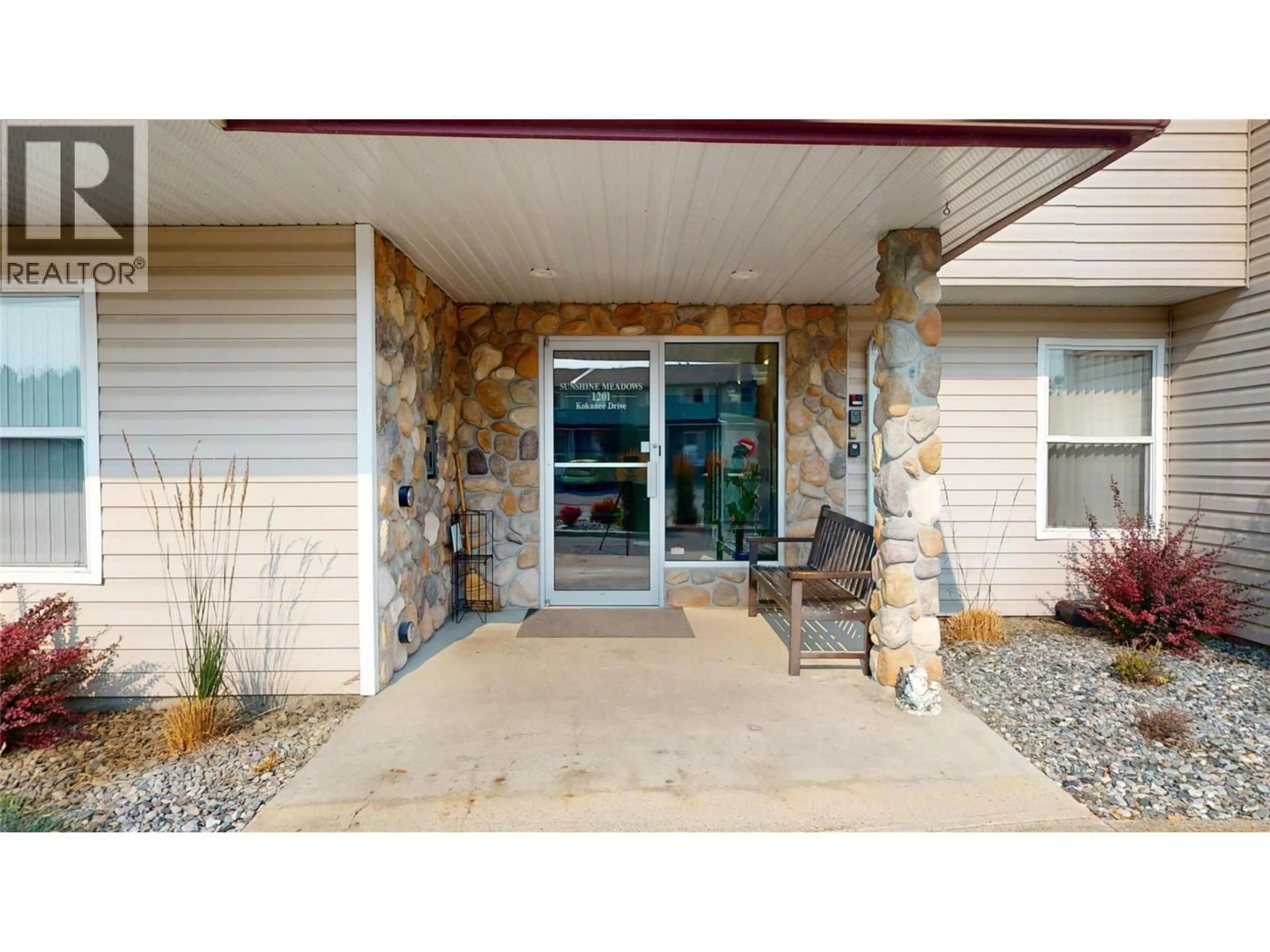 Indoor entryway for 304 - 1201 KOKANEE DRIVE NORTH, Cranbrook British Columbia V1C6P8