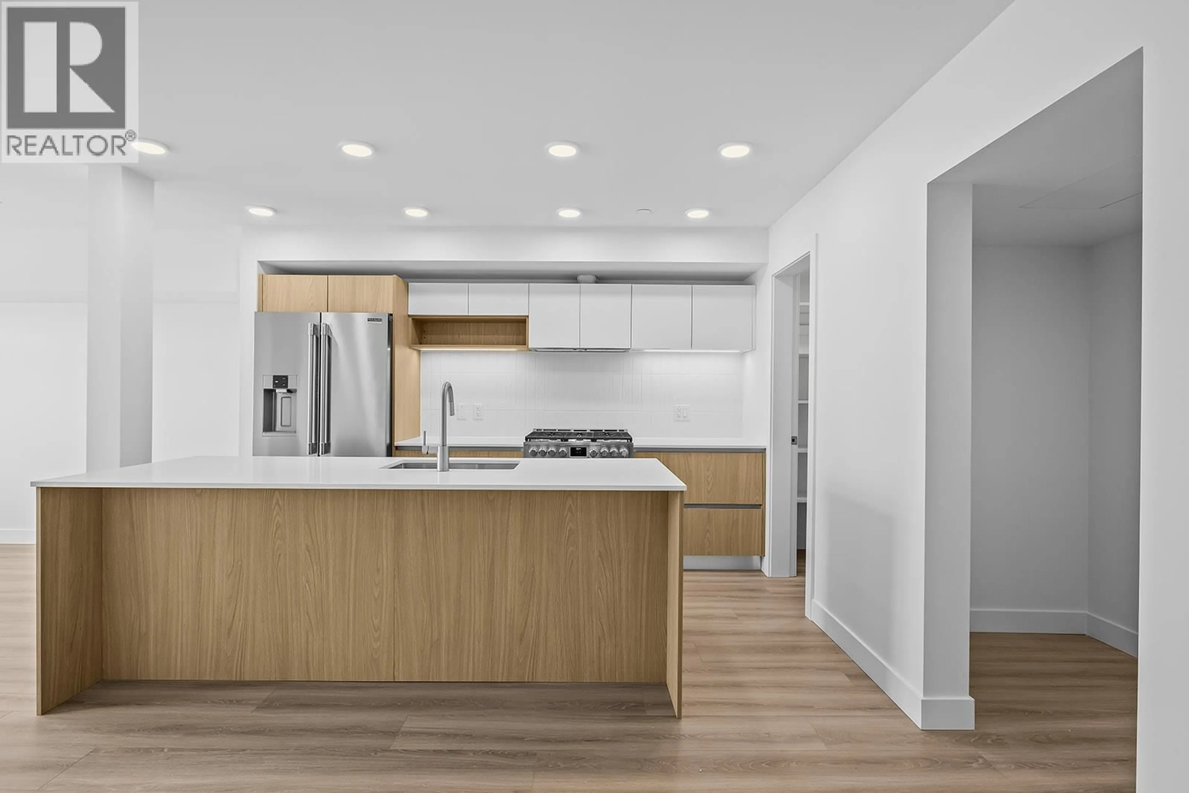 Contemporary kitchen, unknown for 111 - 2780 OLALLA ROAD, West Kelowna British Columbia V1Z2A9