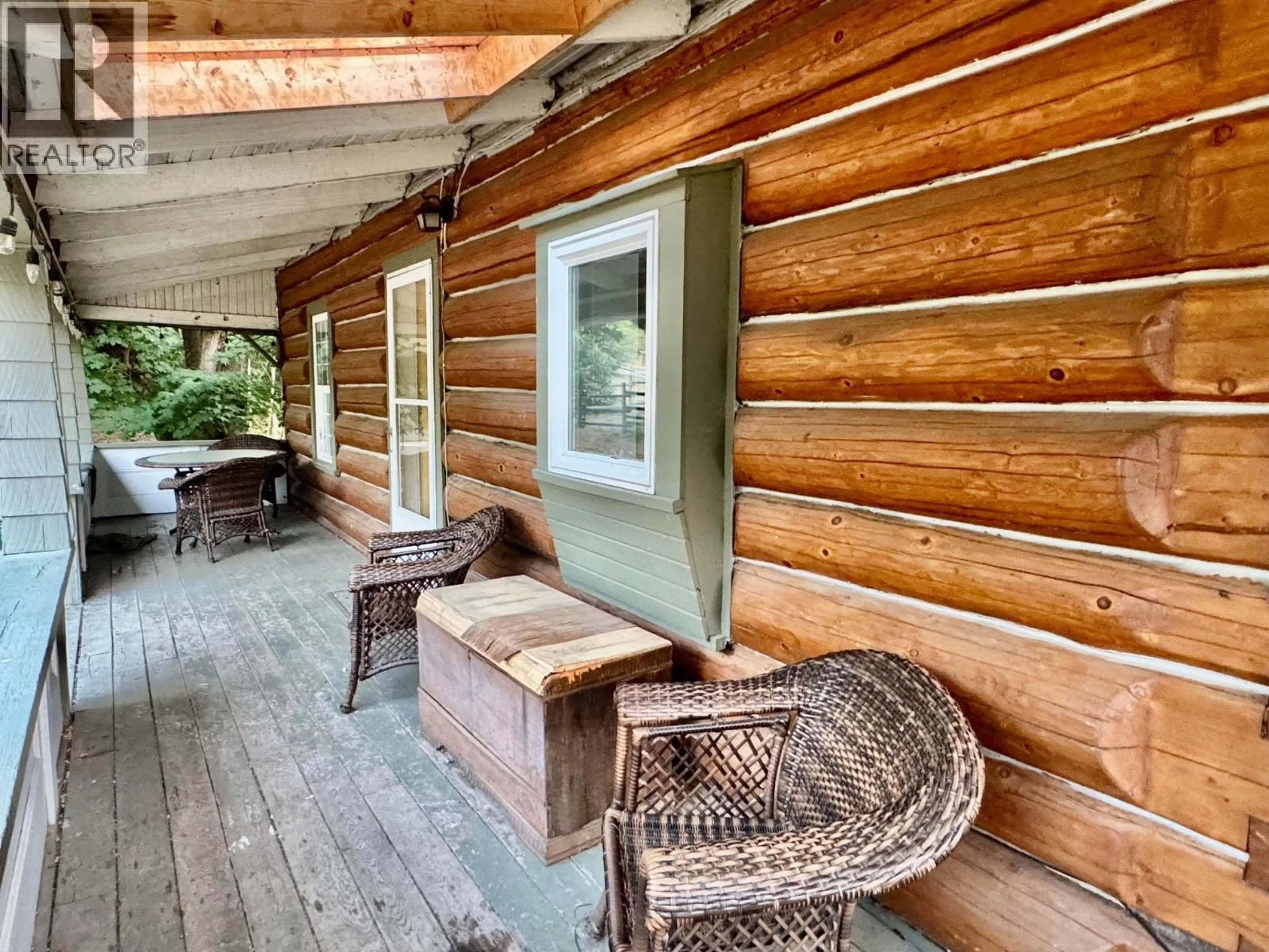 Patio, unknown for 159 NORTH FORK ROAD, Cherryville British Columbia V0E2G3