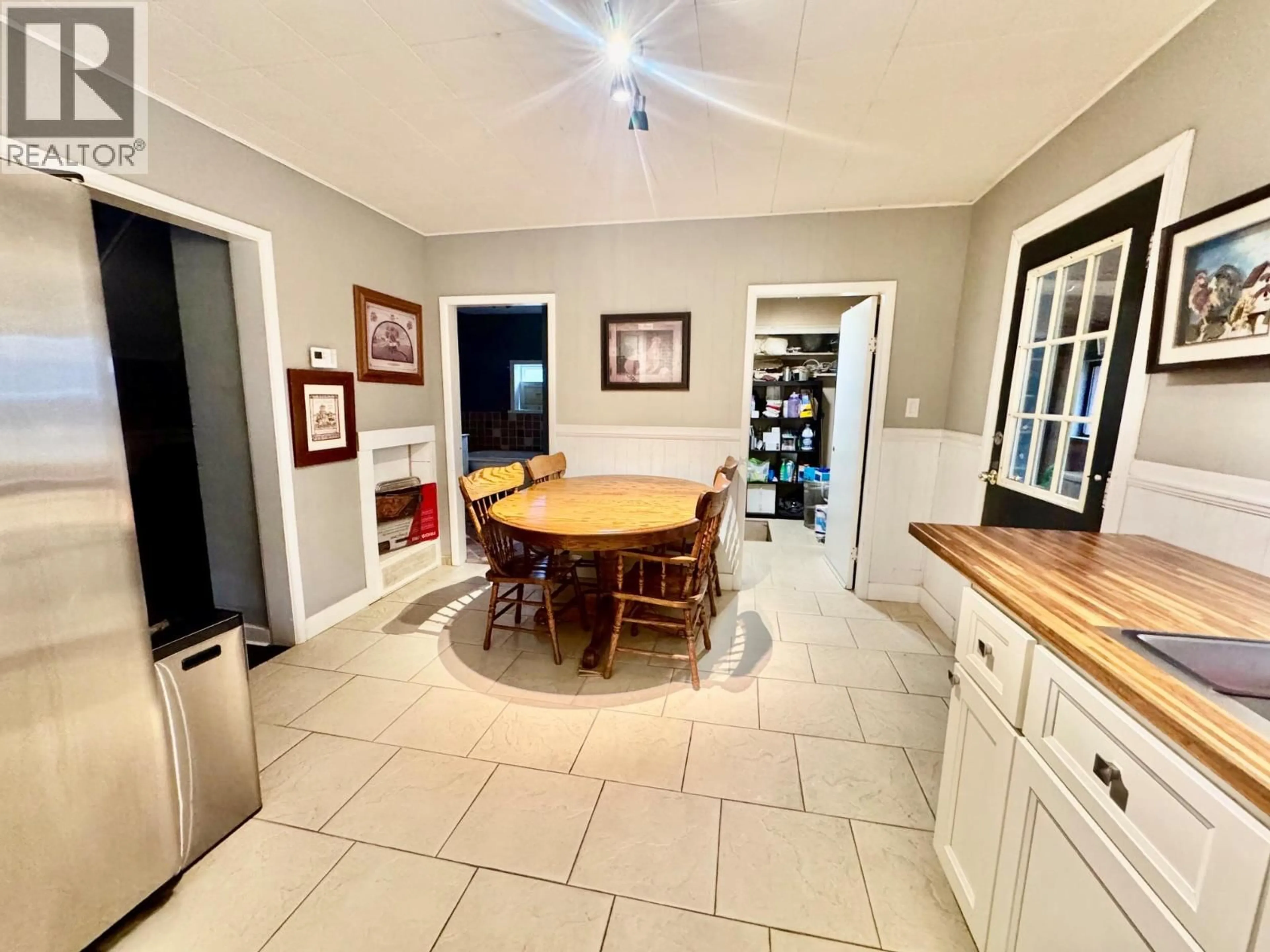 Dining room, unknown for 159 NORTH FORK ROAD, Cherryville British Columbia V0E2G3