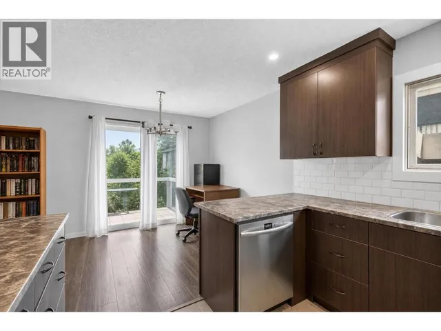 4202 16 AVENUE, Vernon 5