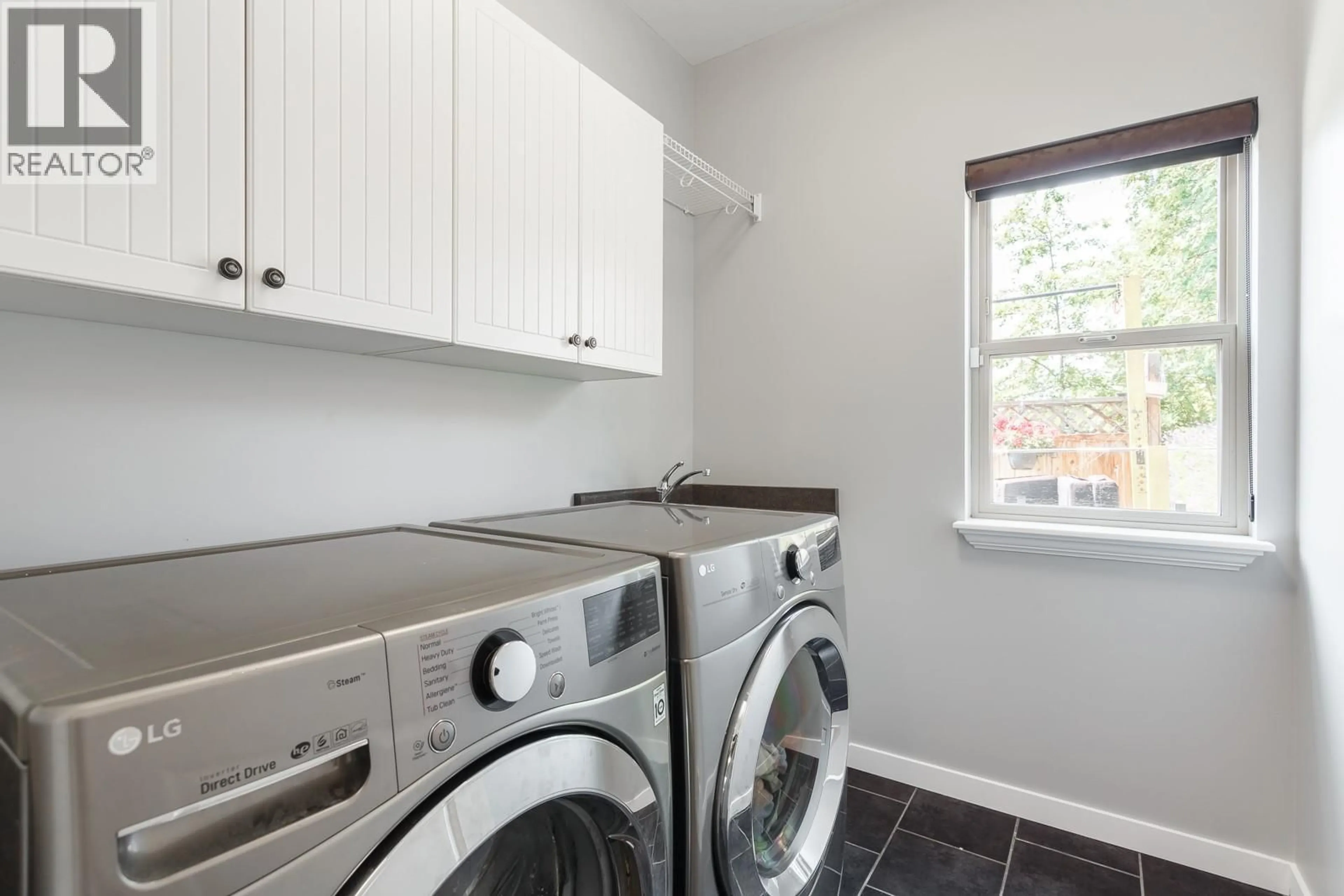 Laundry room for 2538 COPPER RIDGE DRIVE, West Kelowna British Columbia V4T2X6