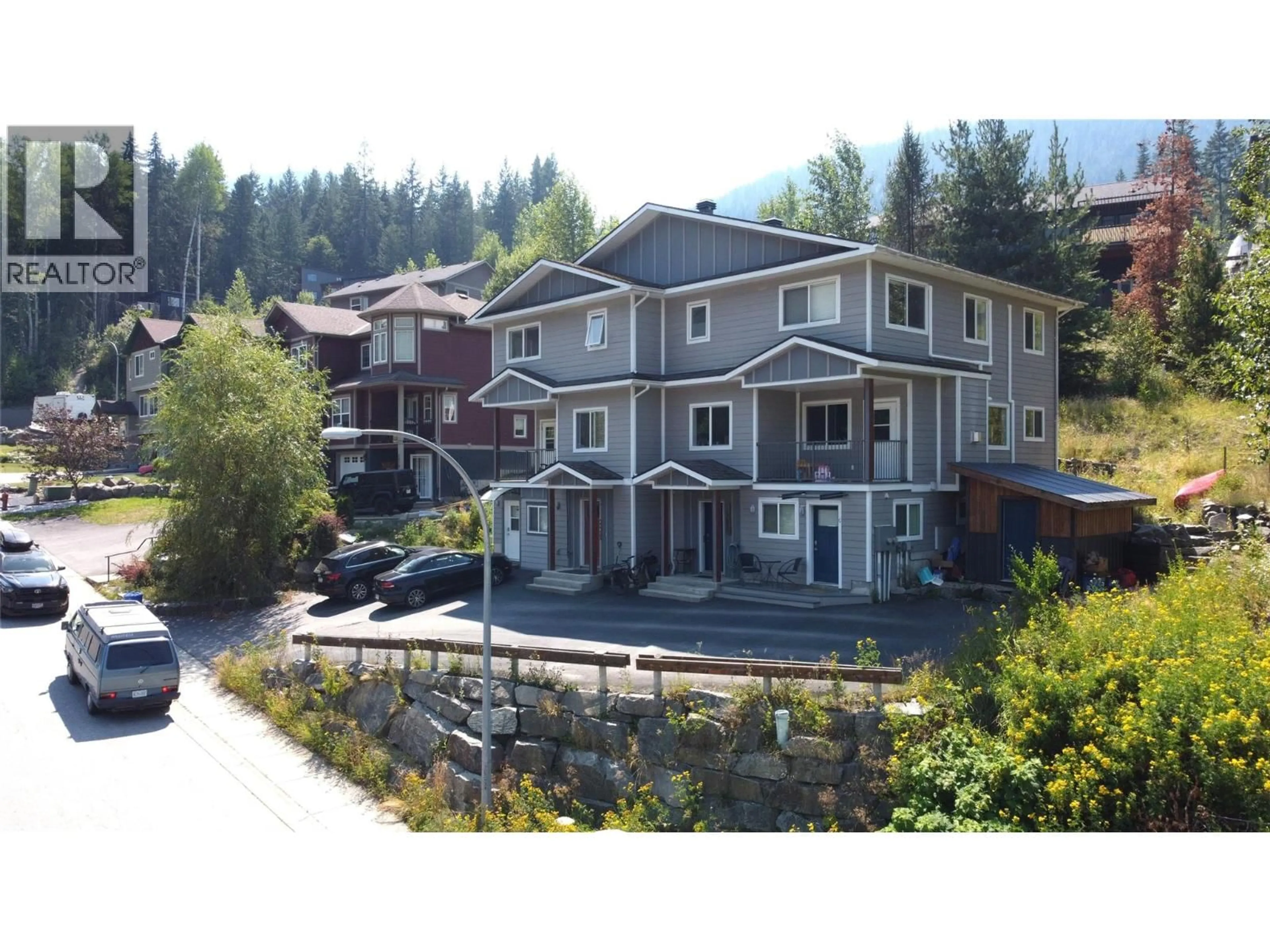 A pic from outside/outdoor area/front of a property/back of a property/a pic from drone, mountain view for A - 2410 PERRIER LANE, Nelson British Columbia V1L7C3