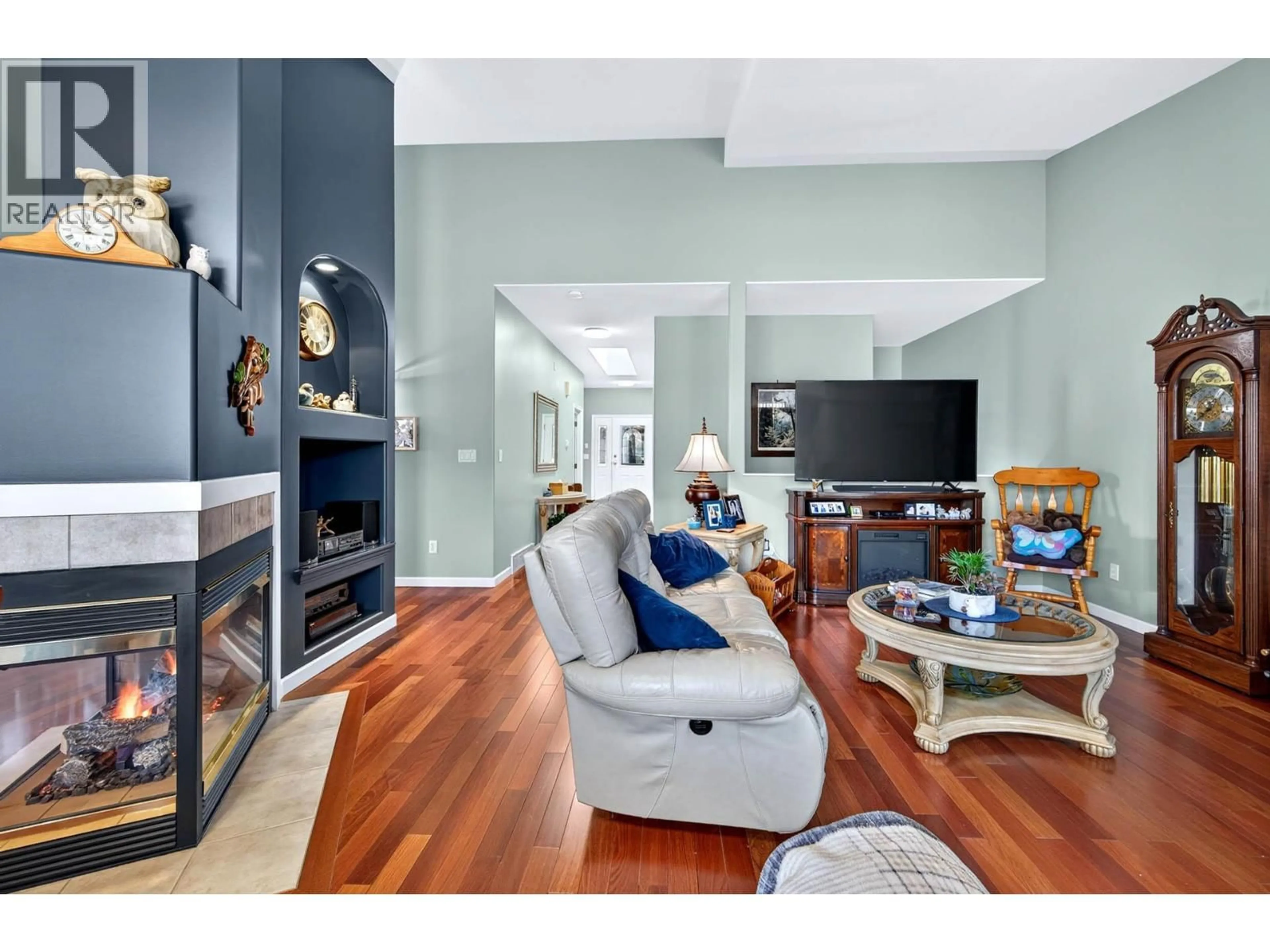 Living room with furniture, unknown for 38 - 650 HARRINGTON ROAD, Kamloops British Columbia V2B6T7