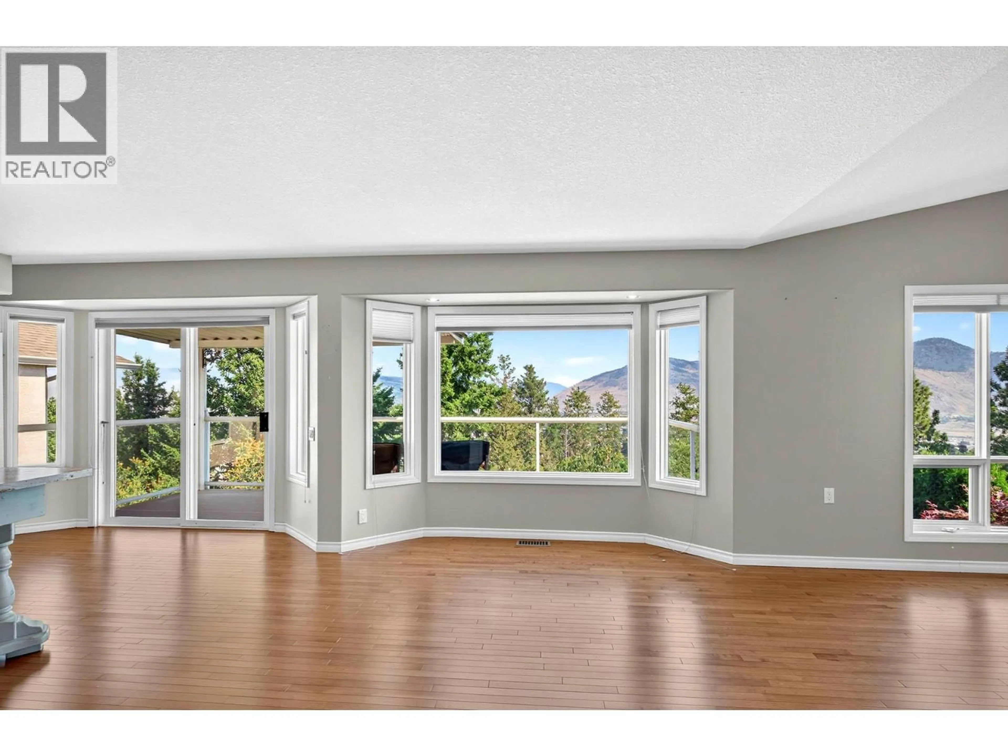 Unknown for 31 - 1575 SPRINGHILL DRIVE, Kamloops British Columbia V2E2N9