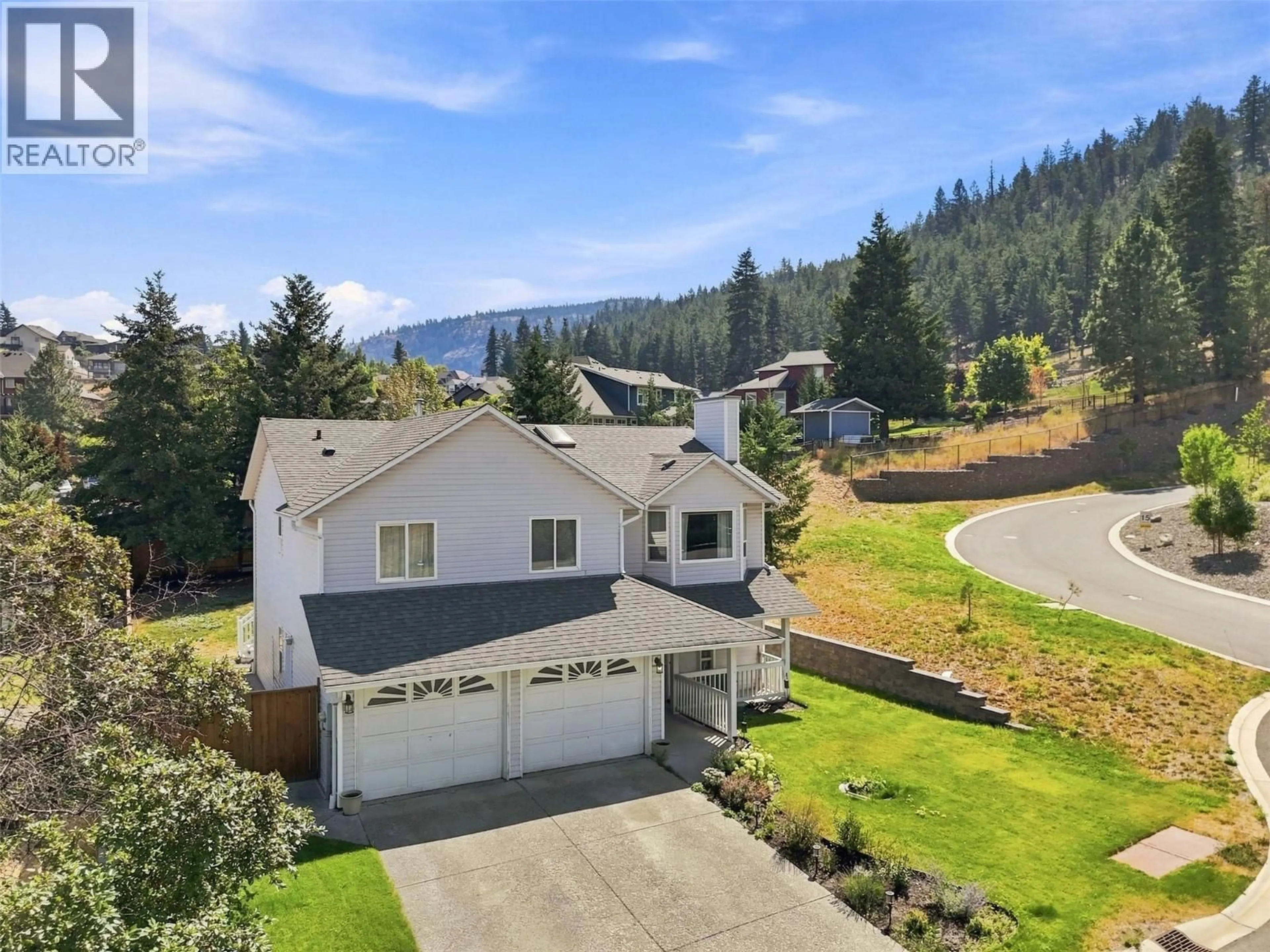 A pic from outside/outdoor area/front of a property/back of a property/a pic from drone, unknown for 1796 BABINE AVENUE, Kamloops British Columbia V2E2P7
