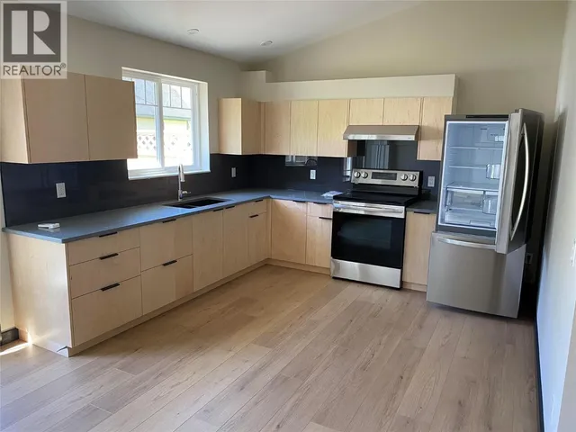 2 - 611 CASLEY COURT, New Denver 5