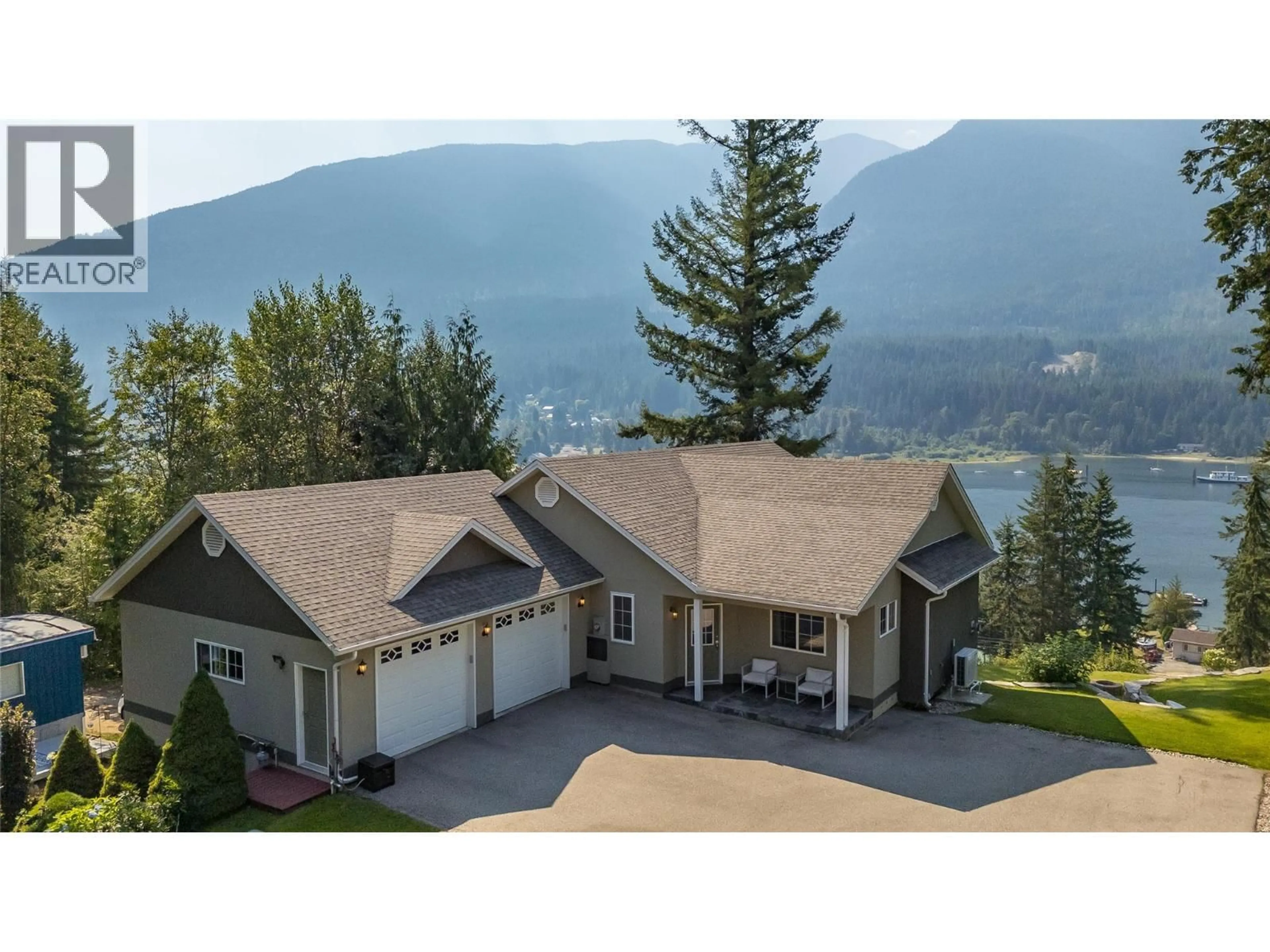 A pic from outside/outdoor area/front of a property/back of a property/a pic from drone, mountain view for 408 BALFOUR HEIGHTS ROAD, Balfour British Columbia V0G1C0