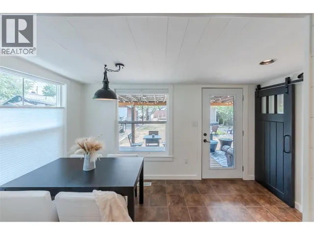 9705 SARGEANT STREET, Summerland 5