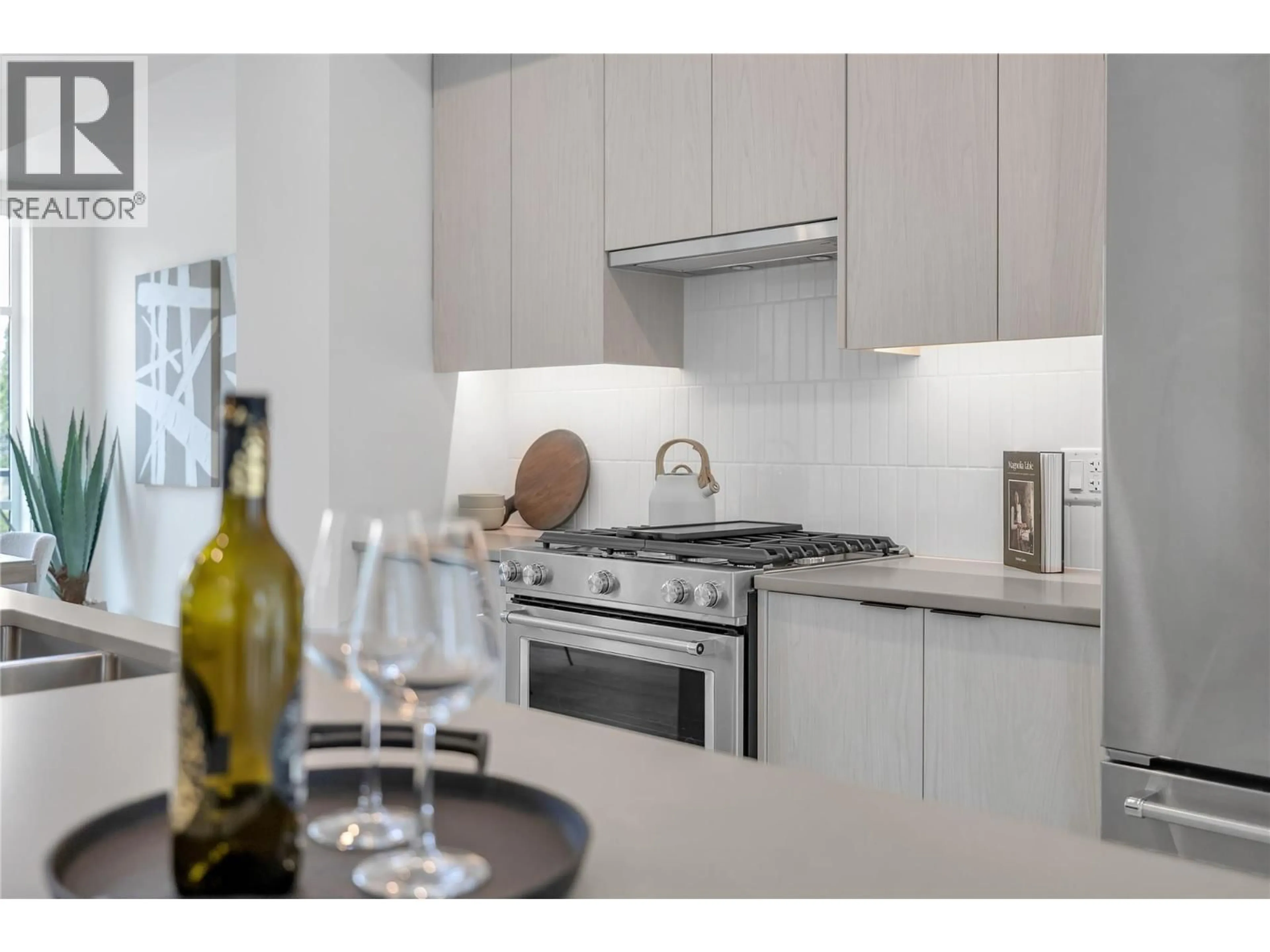 Unknown for 131 - 1455 CARA GLEN COURT, Kelowna British Columbia V1V3B8