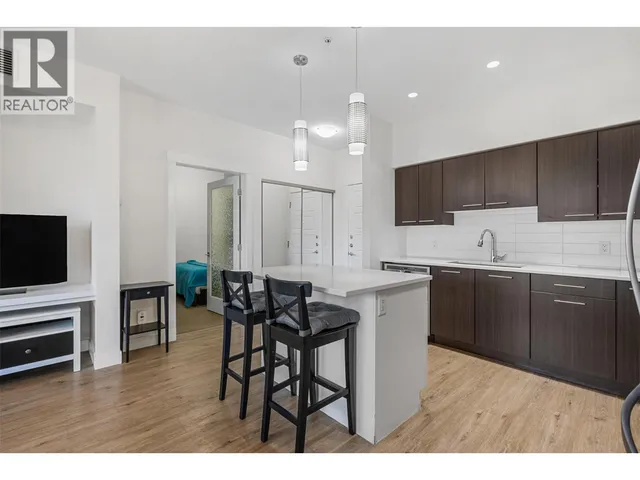 104 - 985 ACADEMY WAY, Kelowna 3