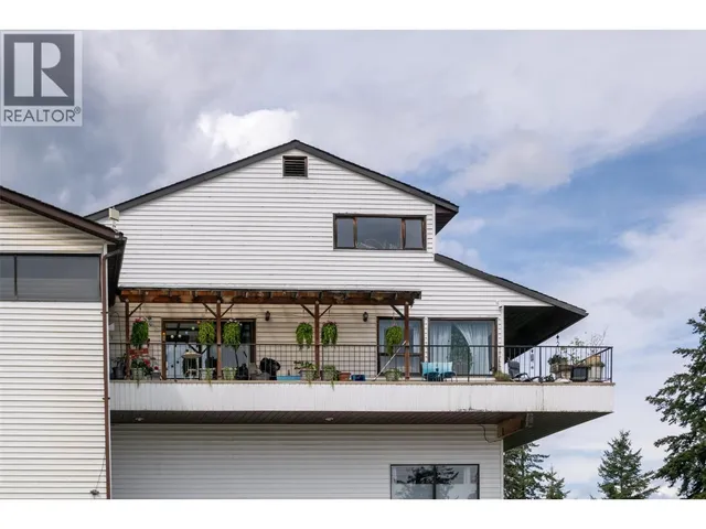 1 - 1261 TRANS CANADA HIGHWAY, Sorrento 2