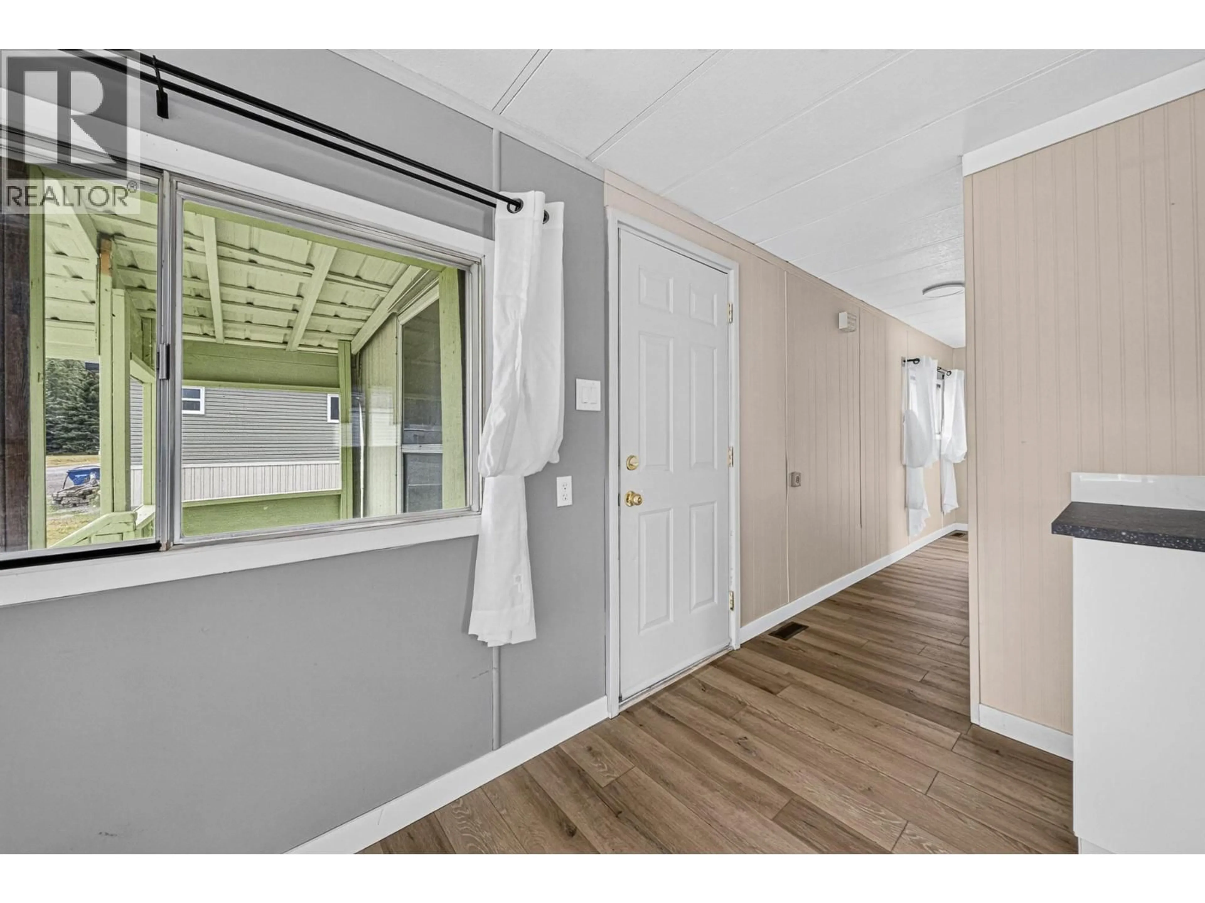 Indoor entryway for D6 - 7555 HIGHWAY 43 OTHER, Sparwood British Columbia V0B2G1
