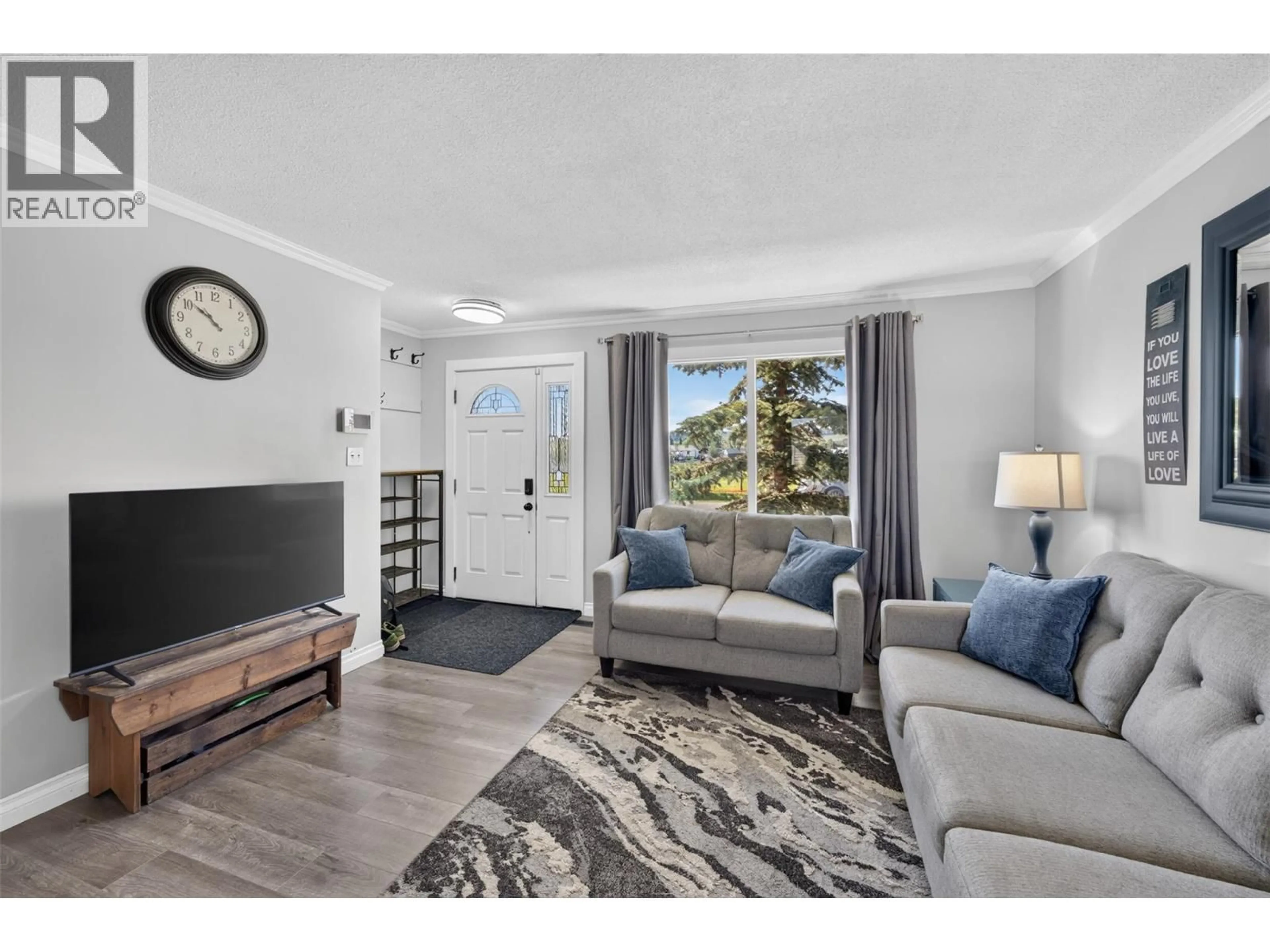 Living room with furniture, unknown for 1128 118 AVENUE, Dawson Creek British Columbia V1G3H5