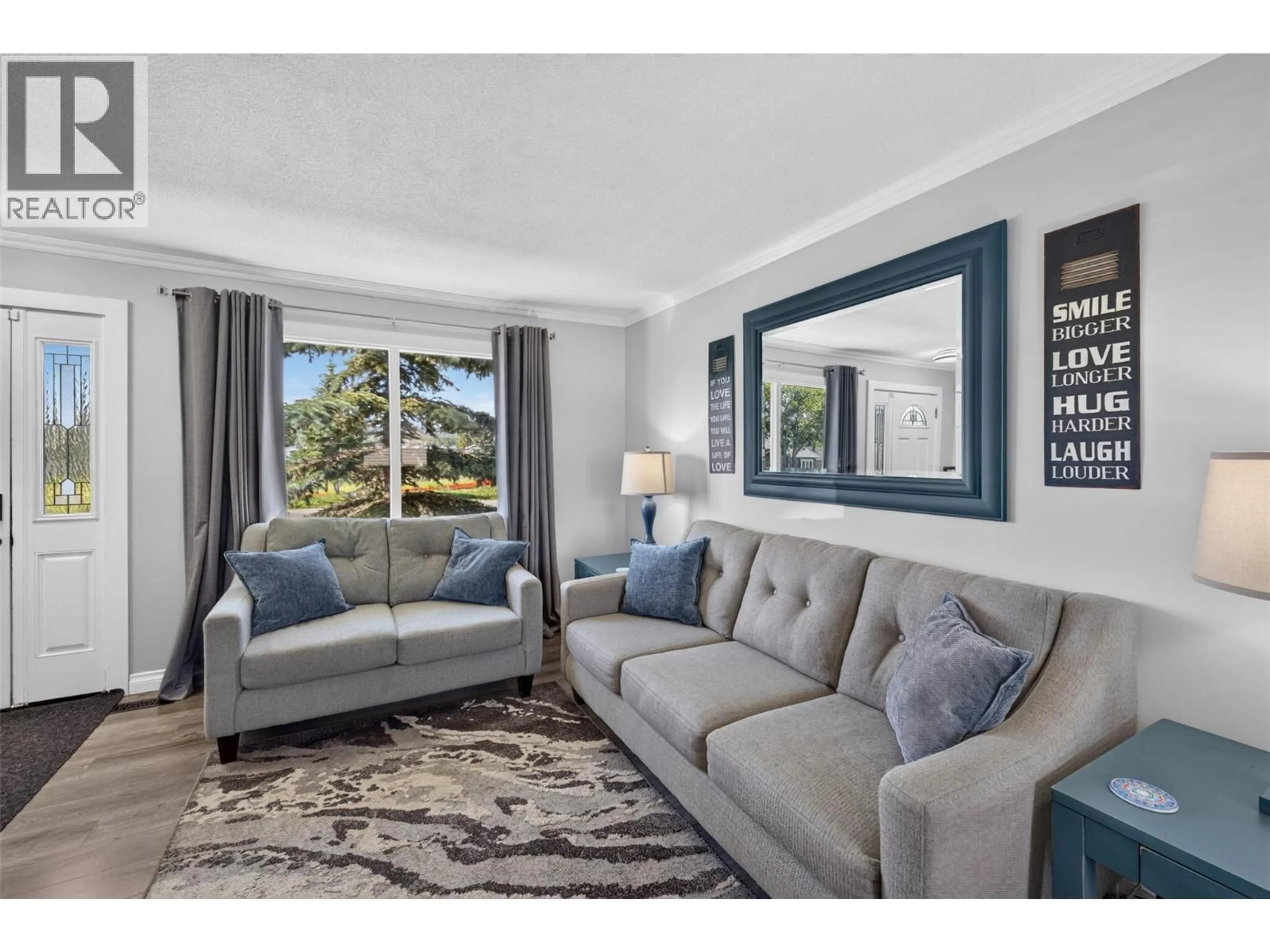 Living room with furniture, unknown for 1128 118 AVENUE, Dawson Creek British Columbia V1G3H5