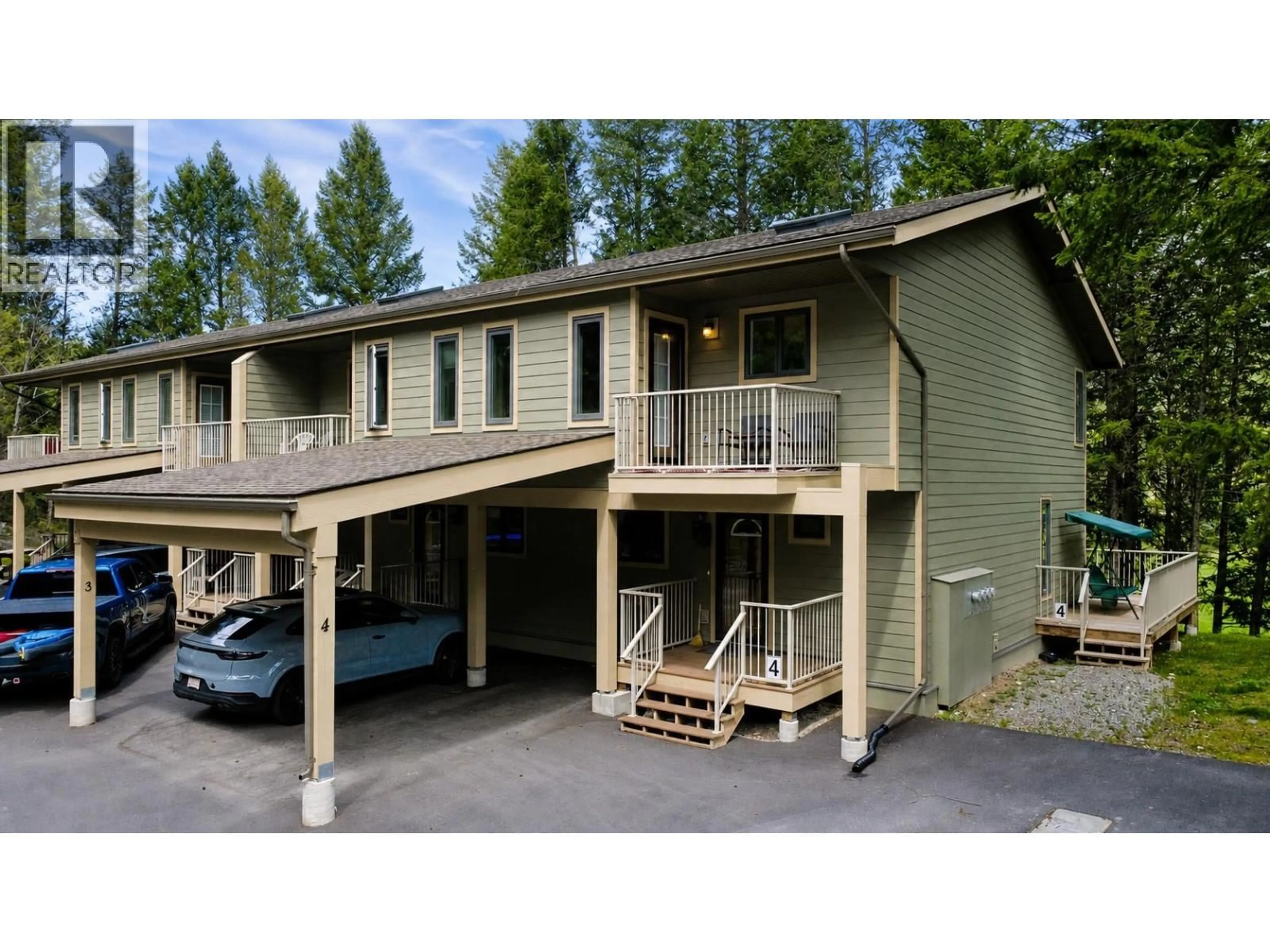 Home with vinyl exterior material, unknown for 4 - 7977 RADIUM GOLF COURSE ROAD, Radium Hot Springs British Columbia V0A1M0
