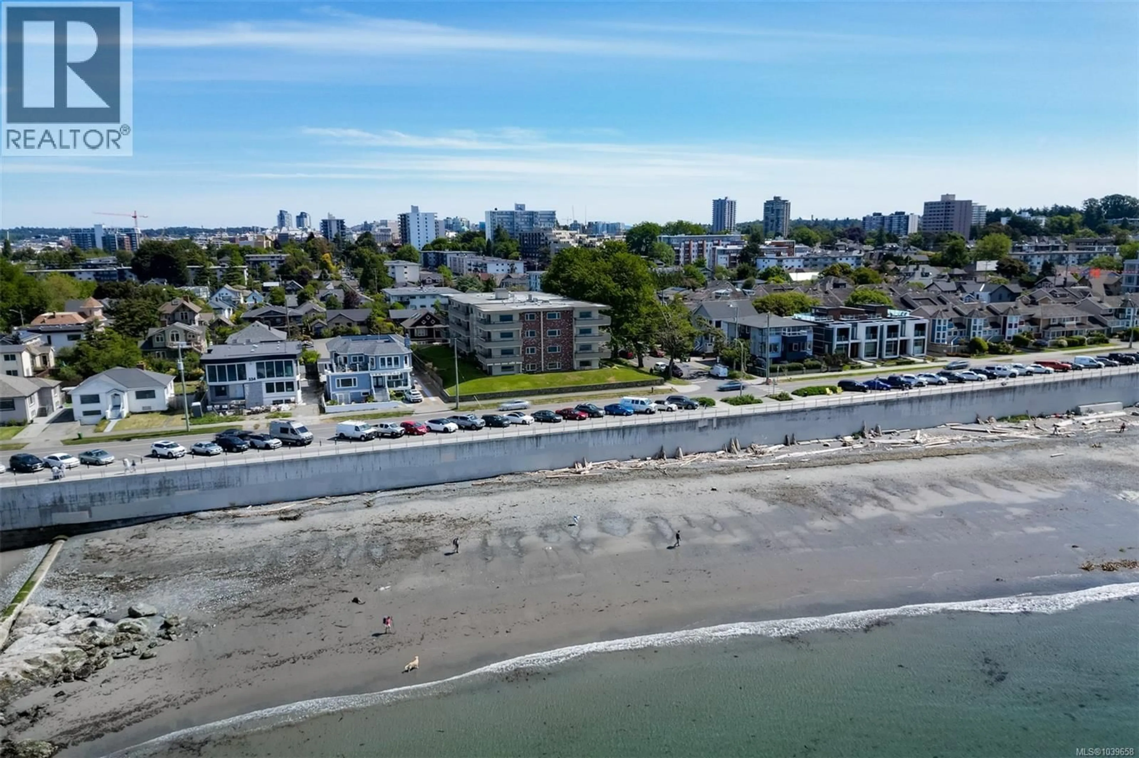 A pic from outside/outdoor area/front of a property/back of a property/a pic from drone, water/lake/river/ocean view for 104 - 360 DALLAS ROAD, Victoria British Columbia V8V1A8