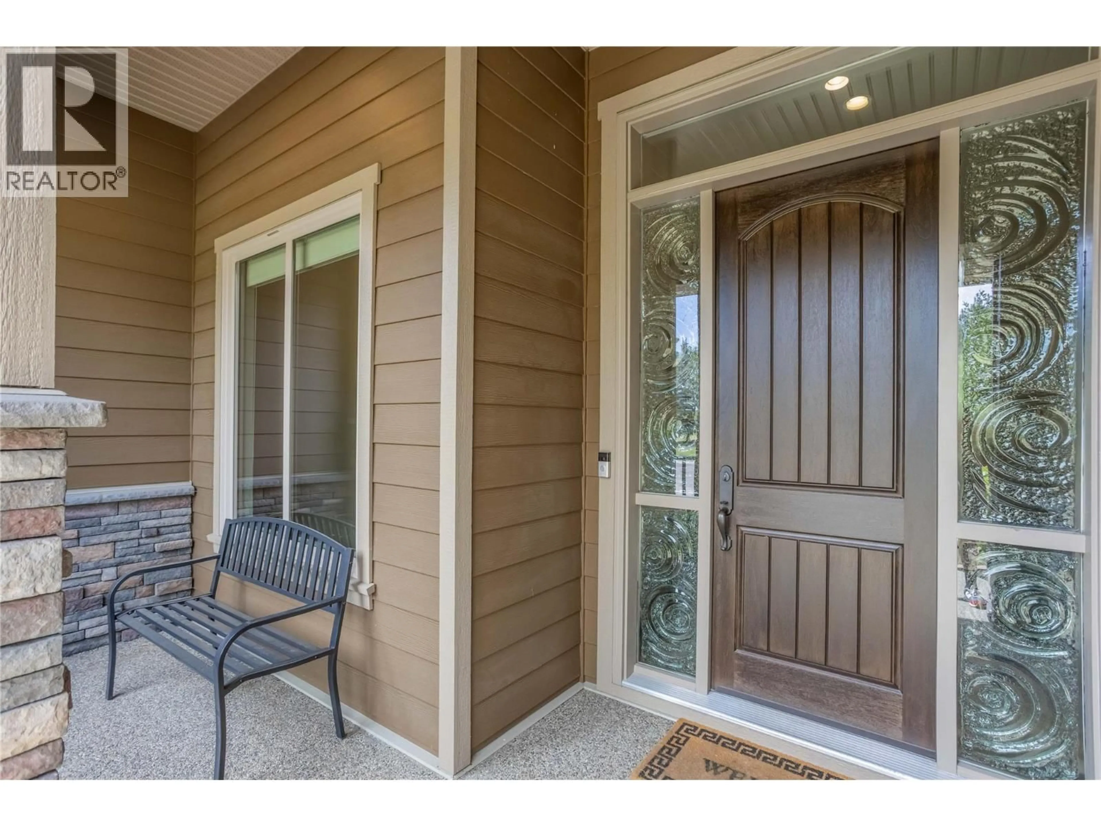 Indoor entryway for 4157 GALLAGHERS FAIRWAY S OTHER, Kelowna British Columbia V1W5G3
