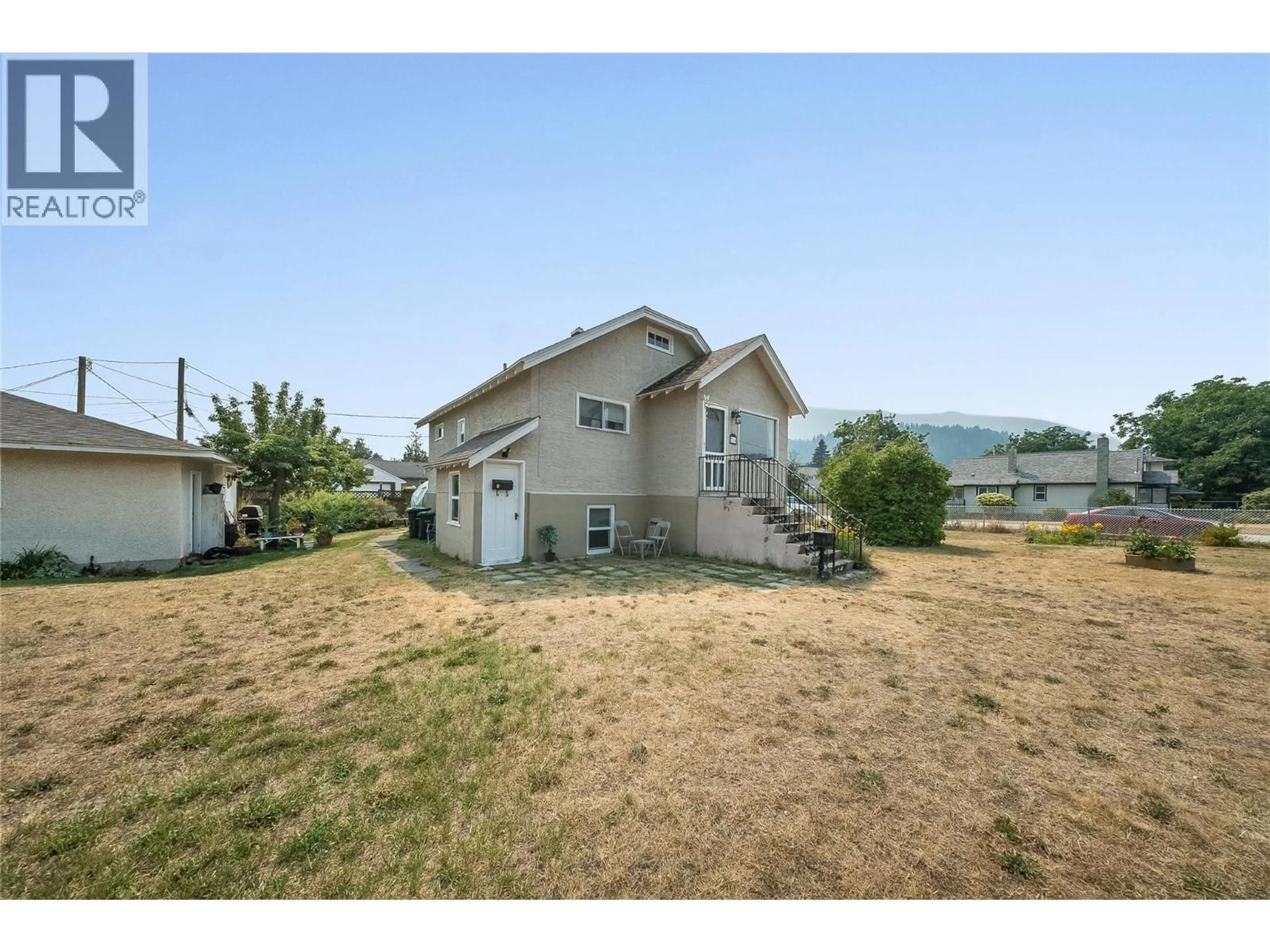 Unknown for 714 2ND STREET, Castlegar British Columbia V1N1Y8