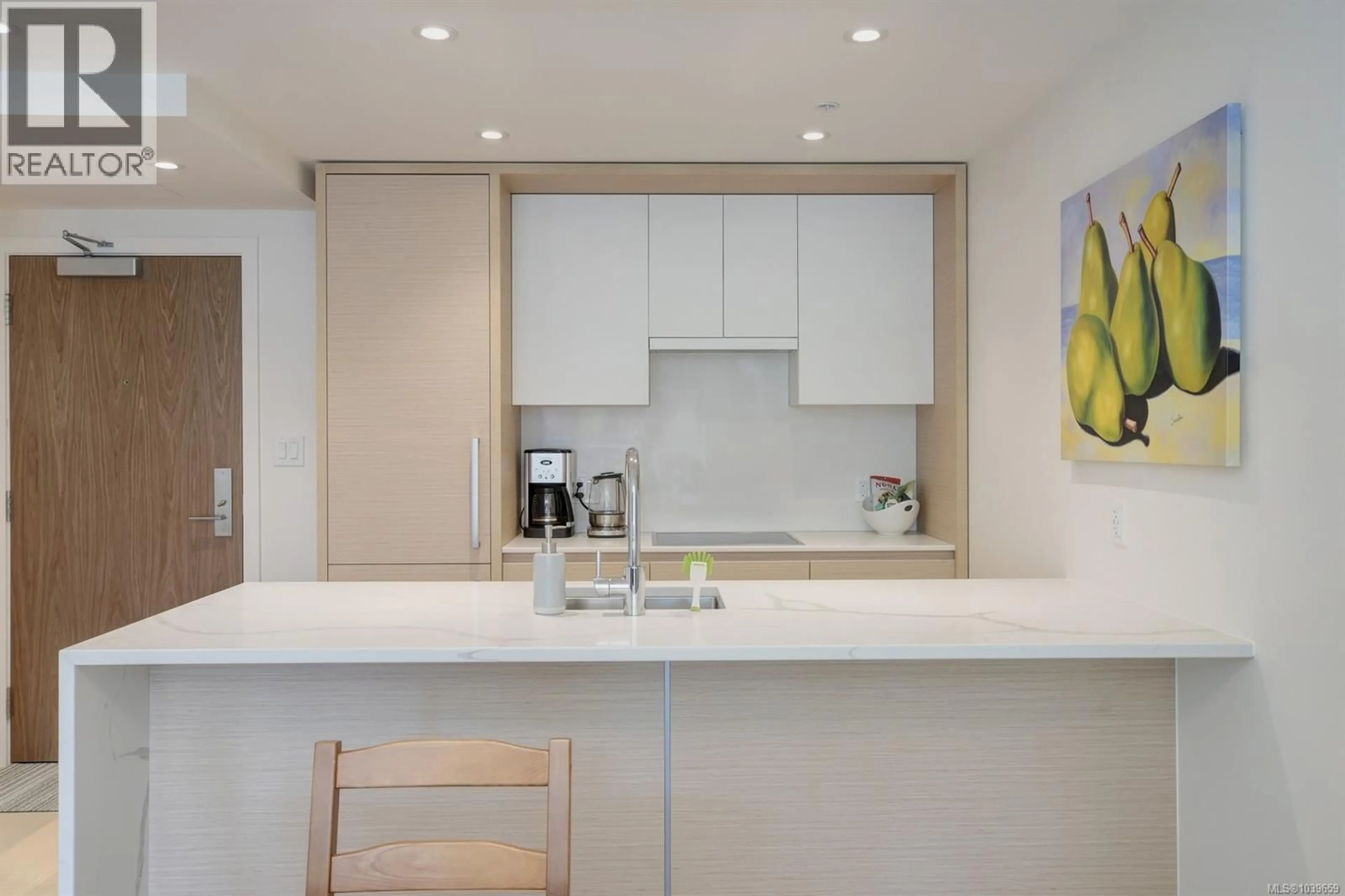 Contemporary kitchen, unknown for 107 - 530 MICHIGAN STREET, Victoria British Columbia V8V0G2