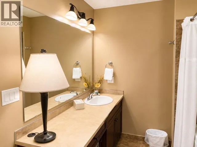 521 - 500 BIGHORN BOULEVARD, Radium Hot Springs 5