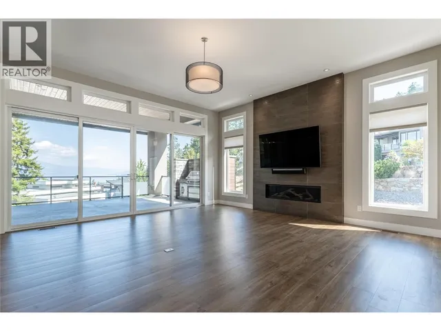3303 WATER BIRCH CIRCLE, Kelowna 2