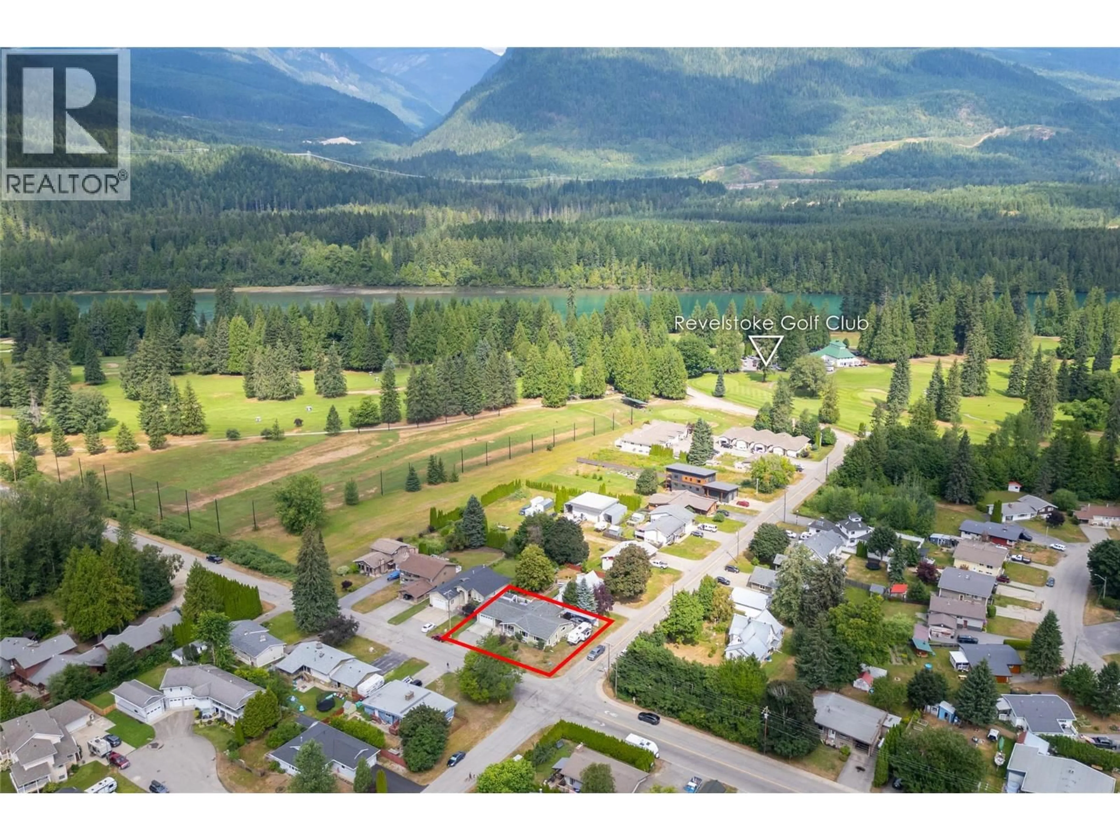 A pic from outside/outdoor area/front of a property/back of a property/a pic from drone, mountain view for 2032 LAFORME BOULEVARD, Revelstoke British Columbia V0E2S0
