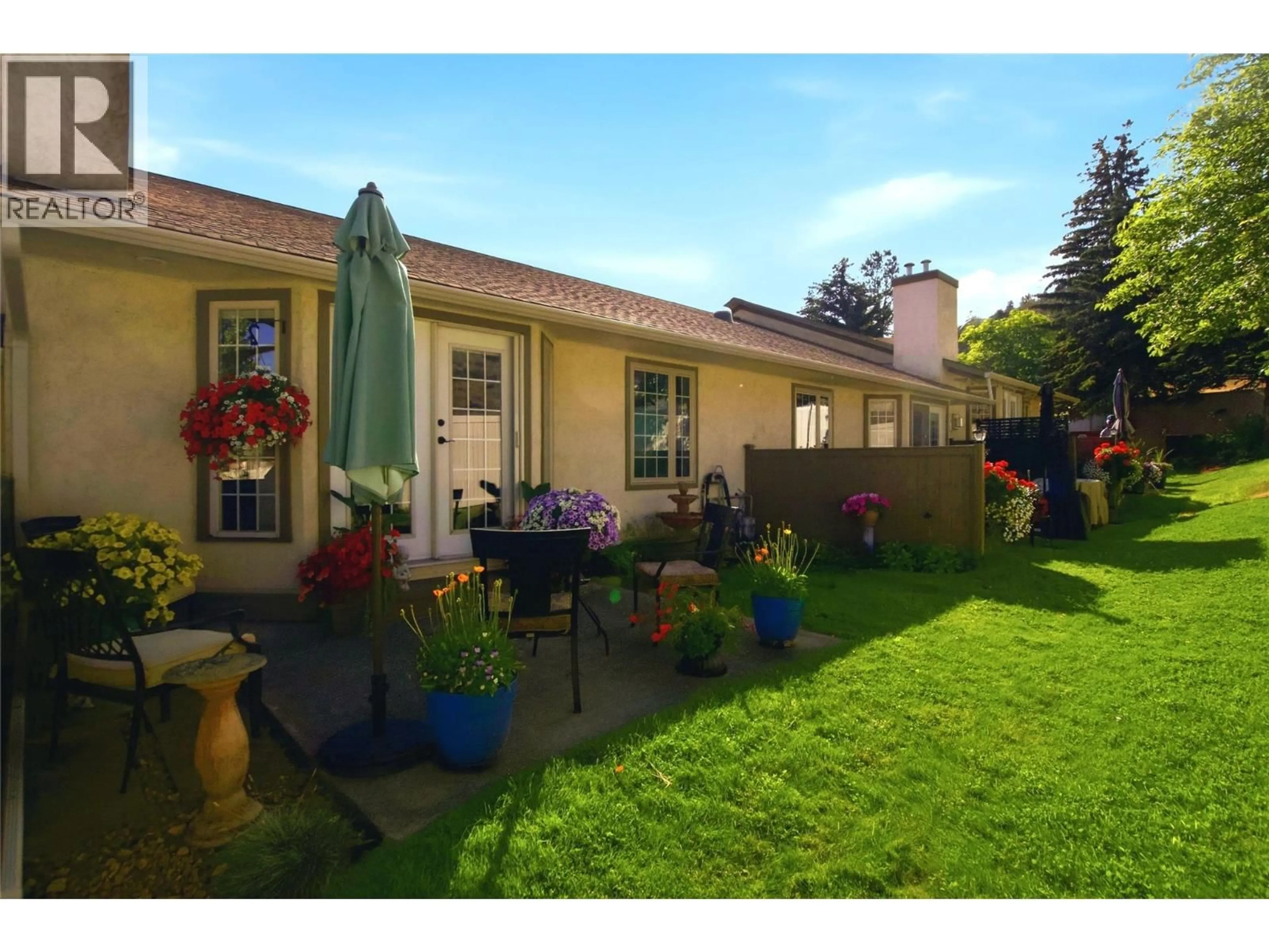 Patio, street for 6 - 1750 PACIFIC WAY, Kamloops British Columbia V2E2K8