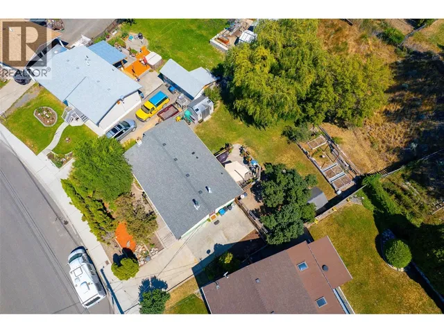 2813 CRANNA CRESCENT, Merritt 5