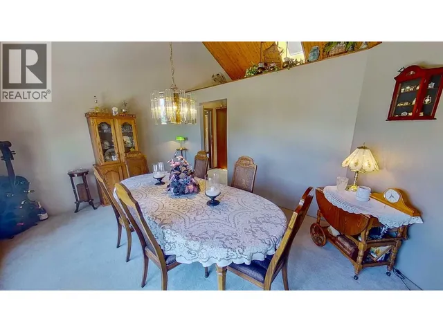 8408 RICHARDSON CRESCENT, Canal Flats 5