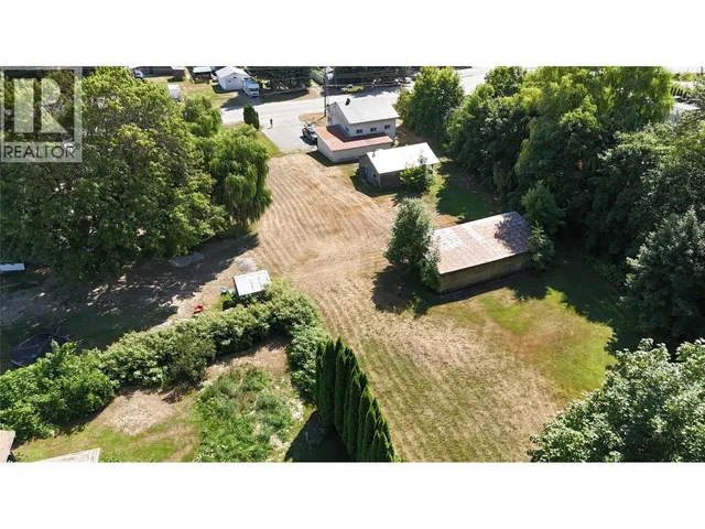 719 BIG EDDY ROAD, Revelstoke 4