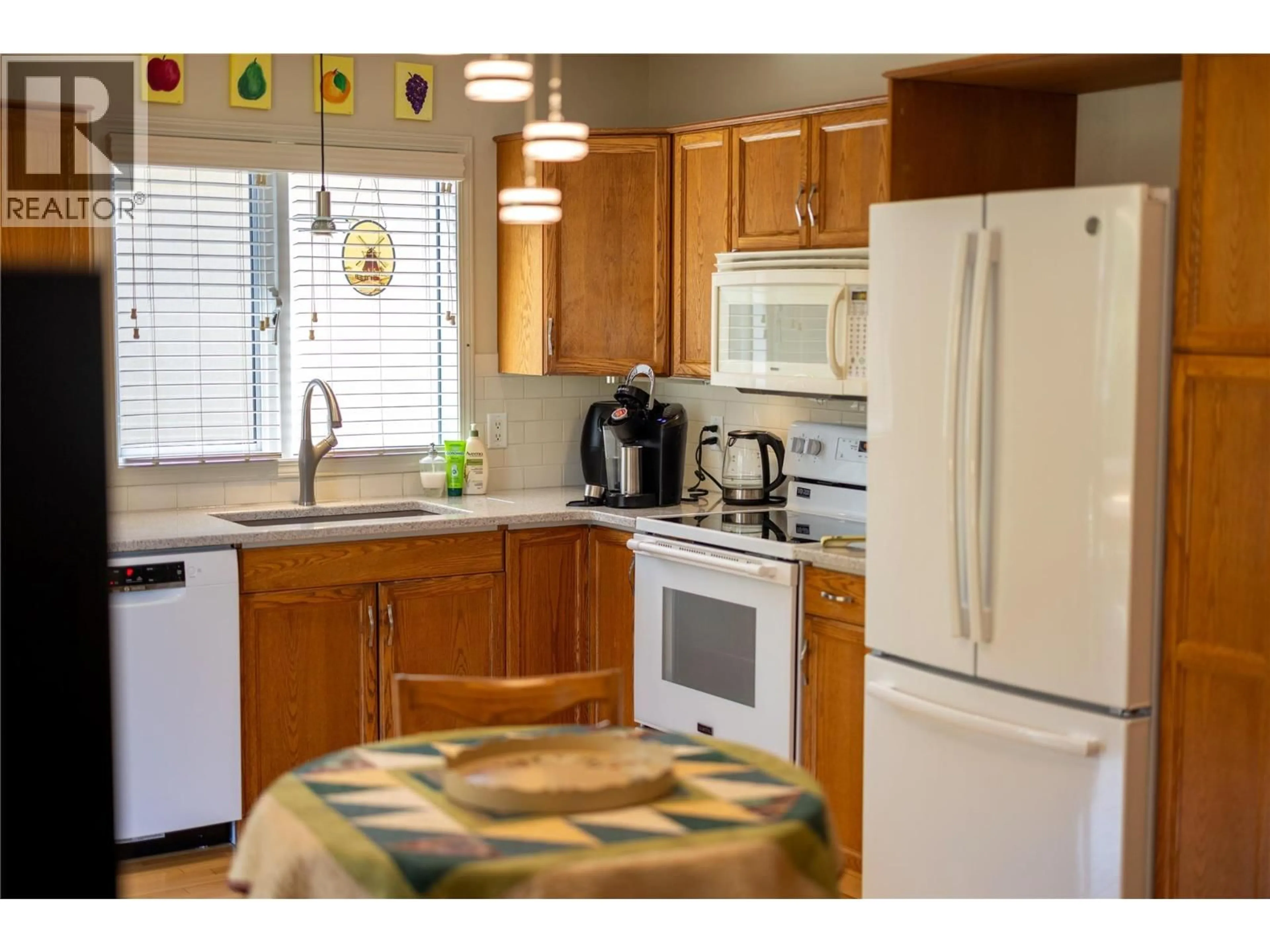 Standard kitchen, unknown for 9 - 595 YATES ROAD, Kelowna British Columbia V1V1P8