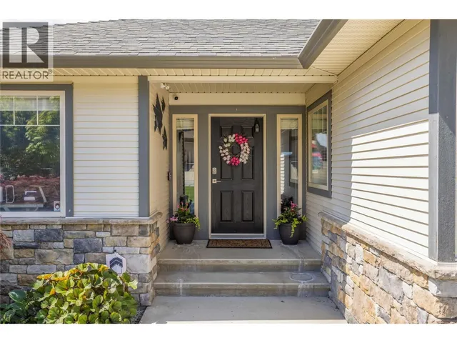 2493 IRONRIDGE ROAD, West Kelowna 2