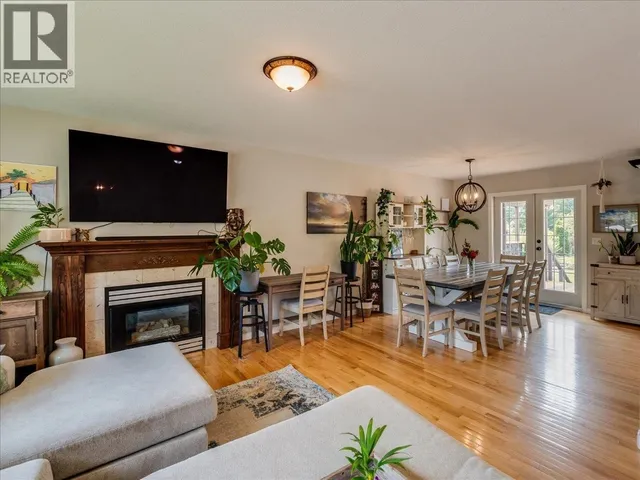 1328 GLENDALE AVENUE, Salmo 5