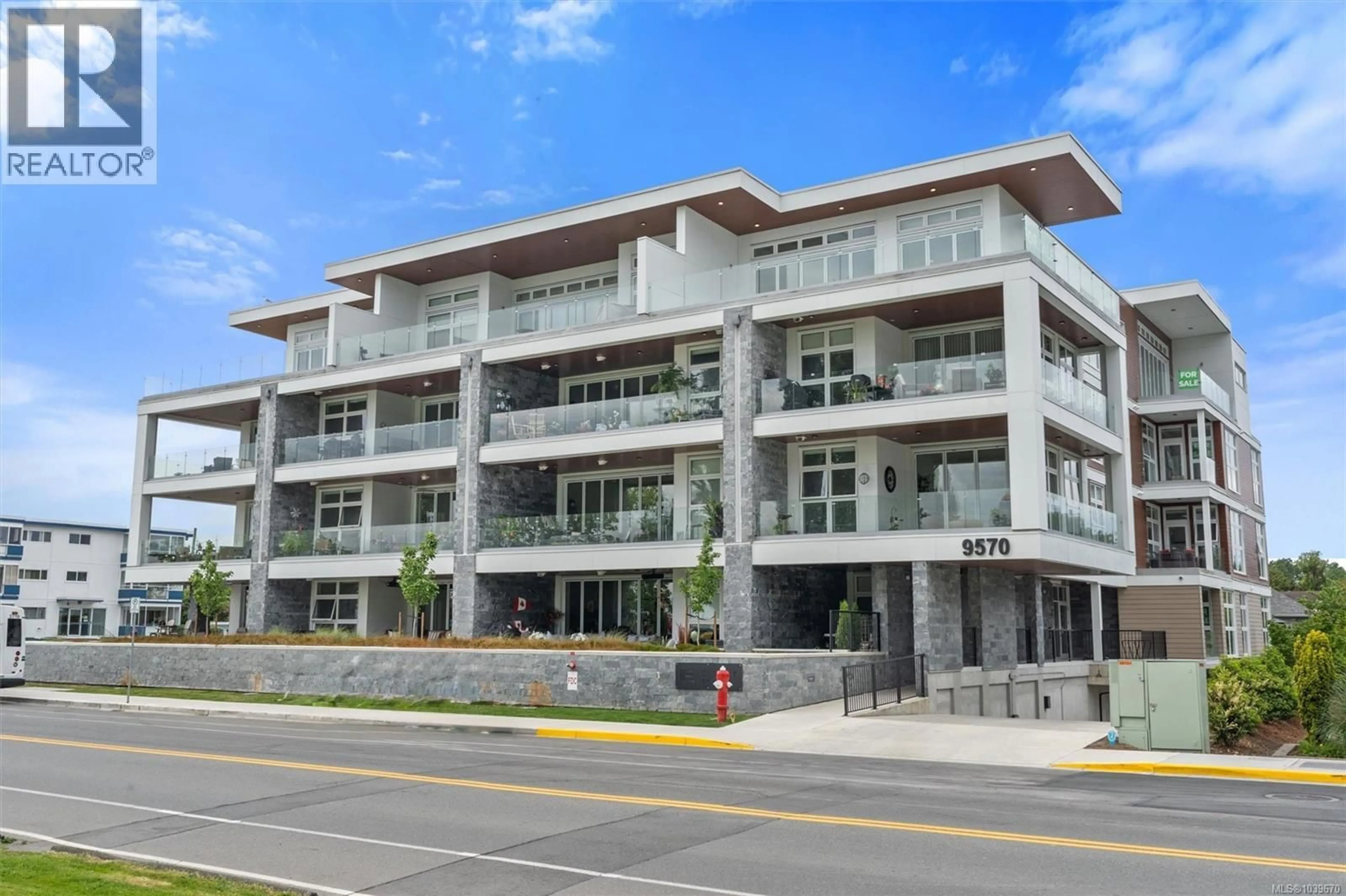 Unknown for 205 - 9570 FIFTH STREET, Sidney British Columbia V8L2W5