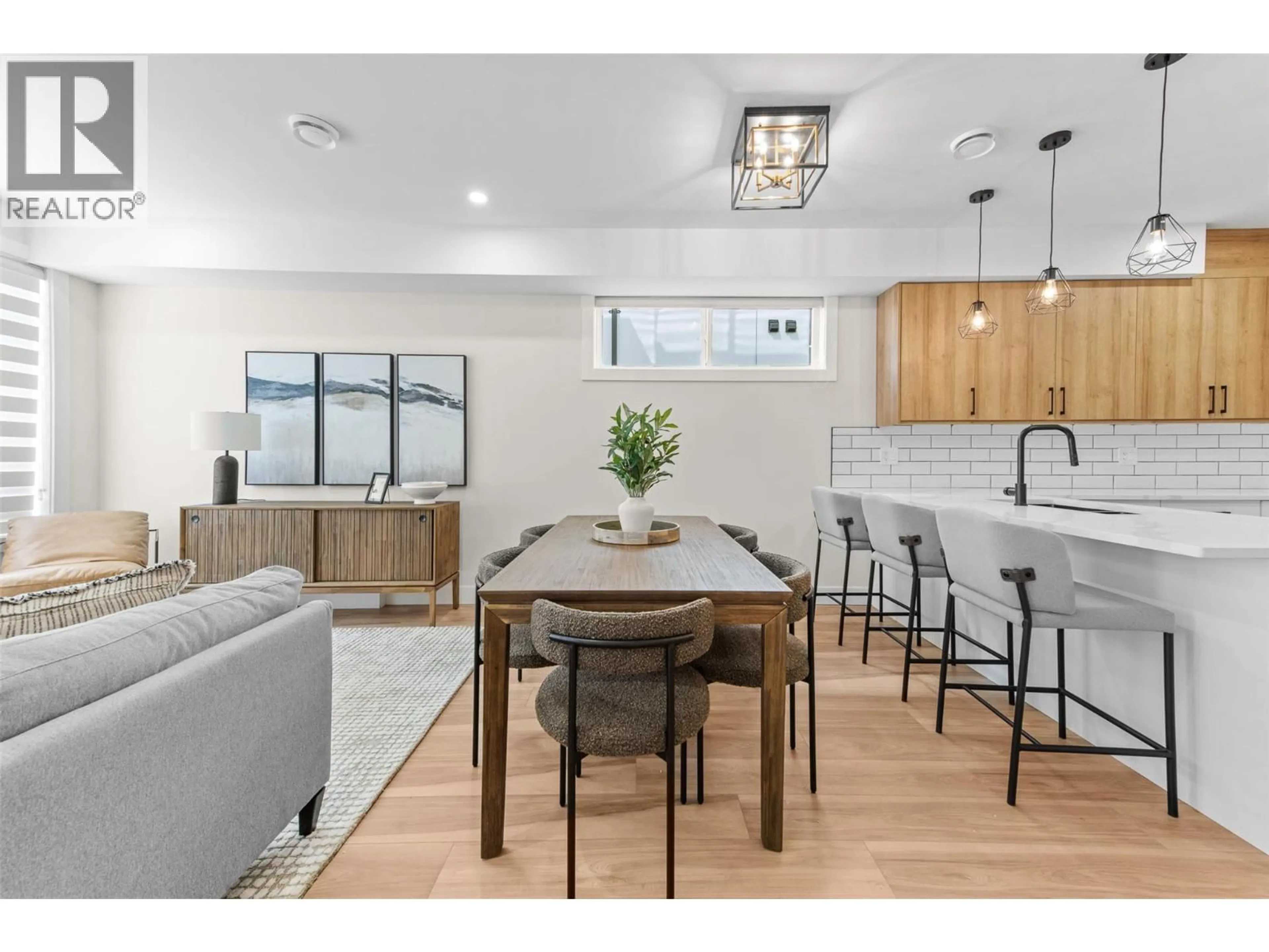 Open concept kitchen, unknown for 2 - 1034 MARTIN AVENUE, Kelowna British Columbia V1Y6V5