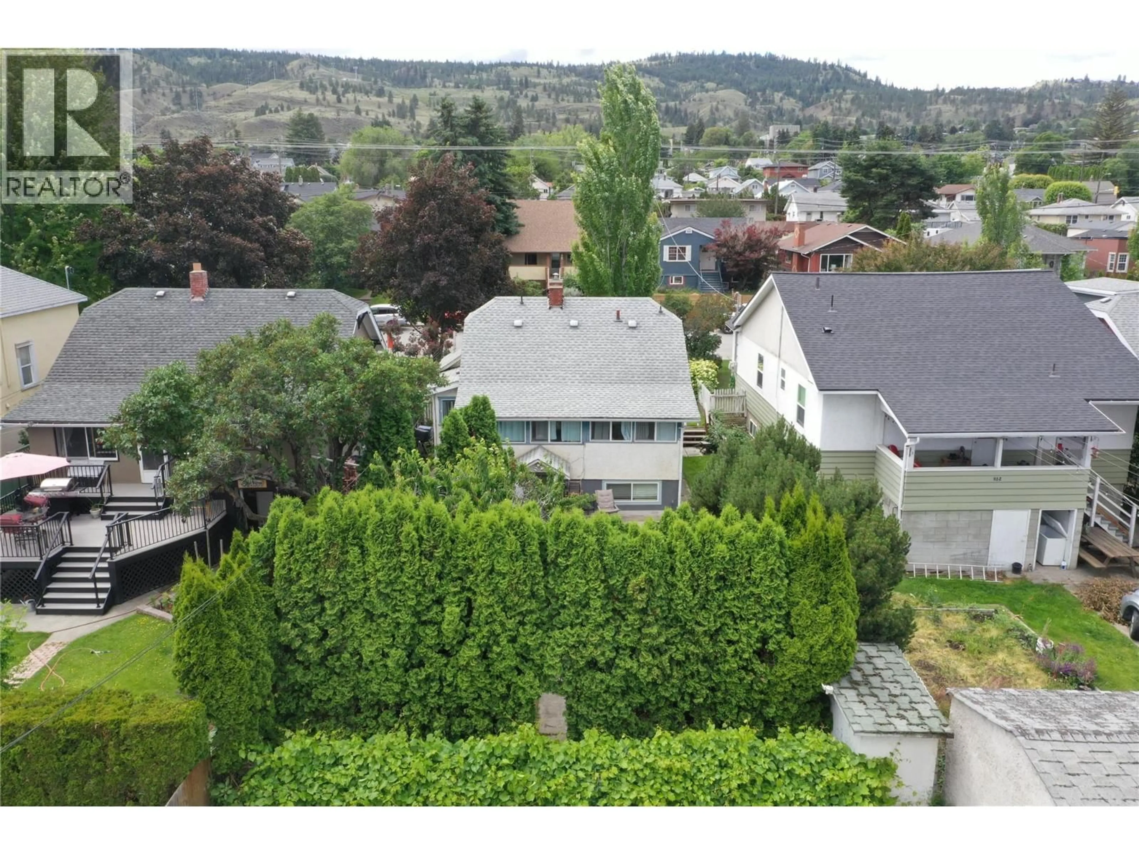 A pic from outside/outdoor area/front of a property/back of a property/a pic from drone, mountain view for 960 NICOLA STREET, Kamloops British Columbia V2C2R9
