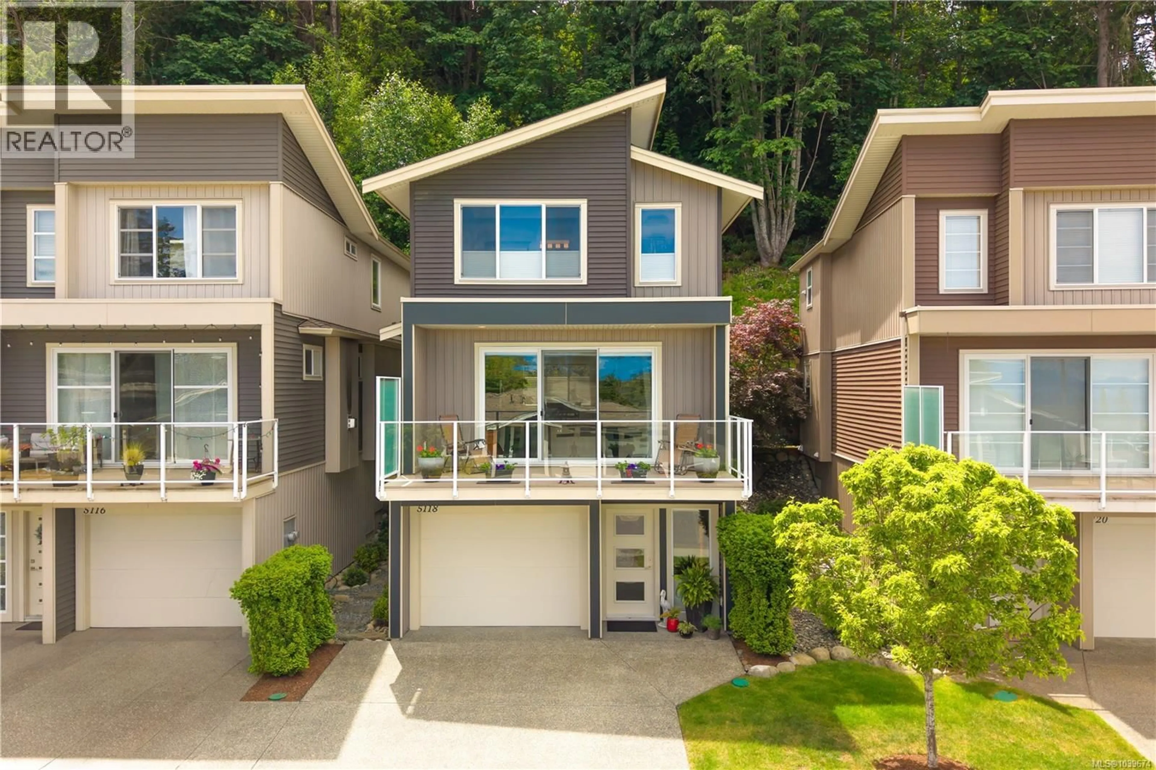 Home with vinyl exterior material, street for 5118 DUNN PLACE, Nanaimo British Columbia V9T0J2