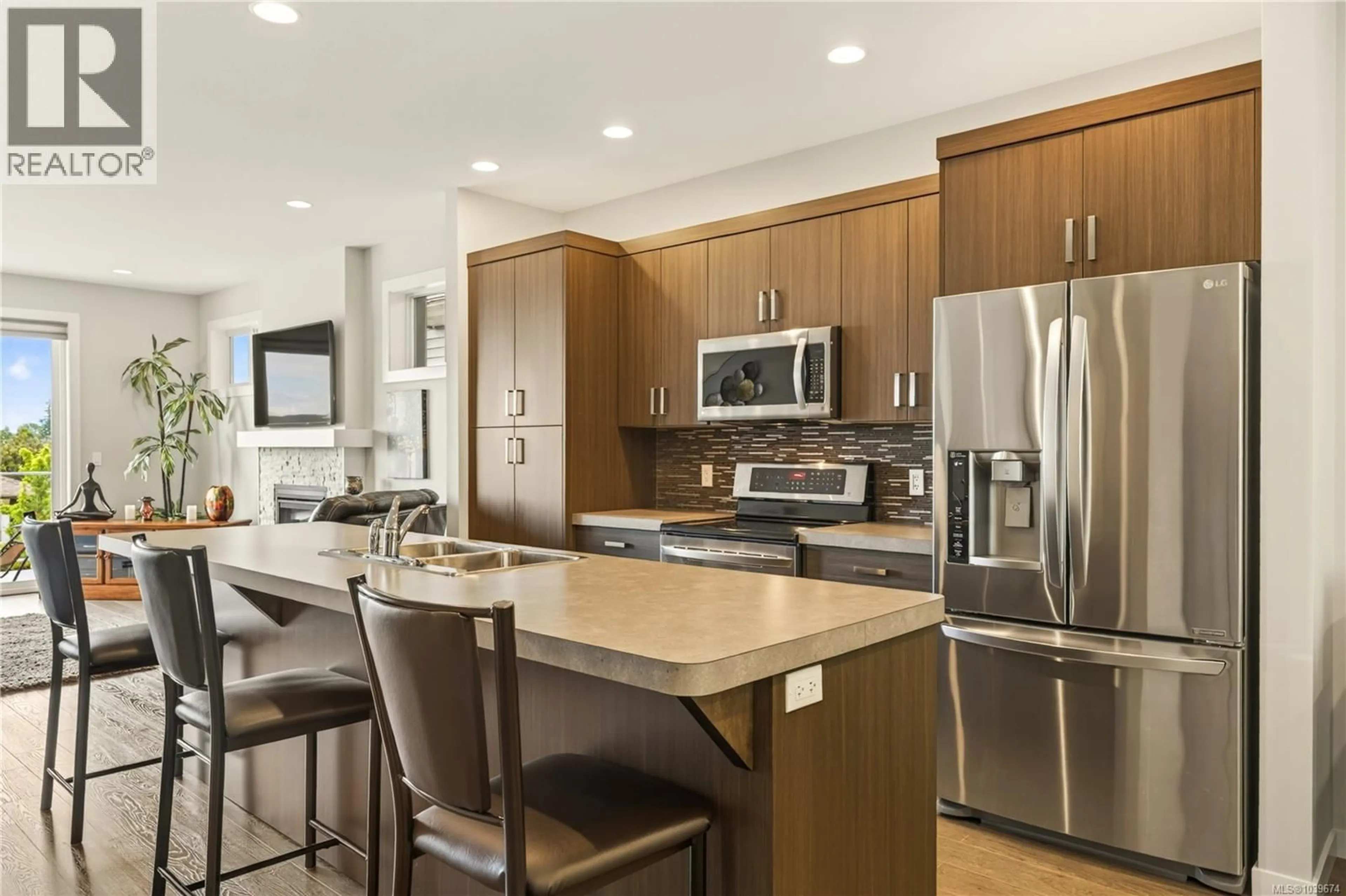 Open concept kitchen, unknown for 5118 DUNN PLACE, Nanaimo British Columbia V9T0J2