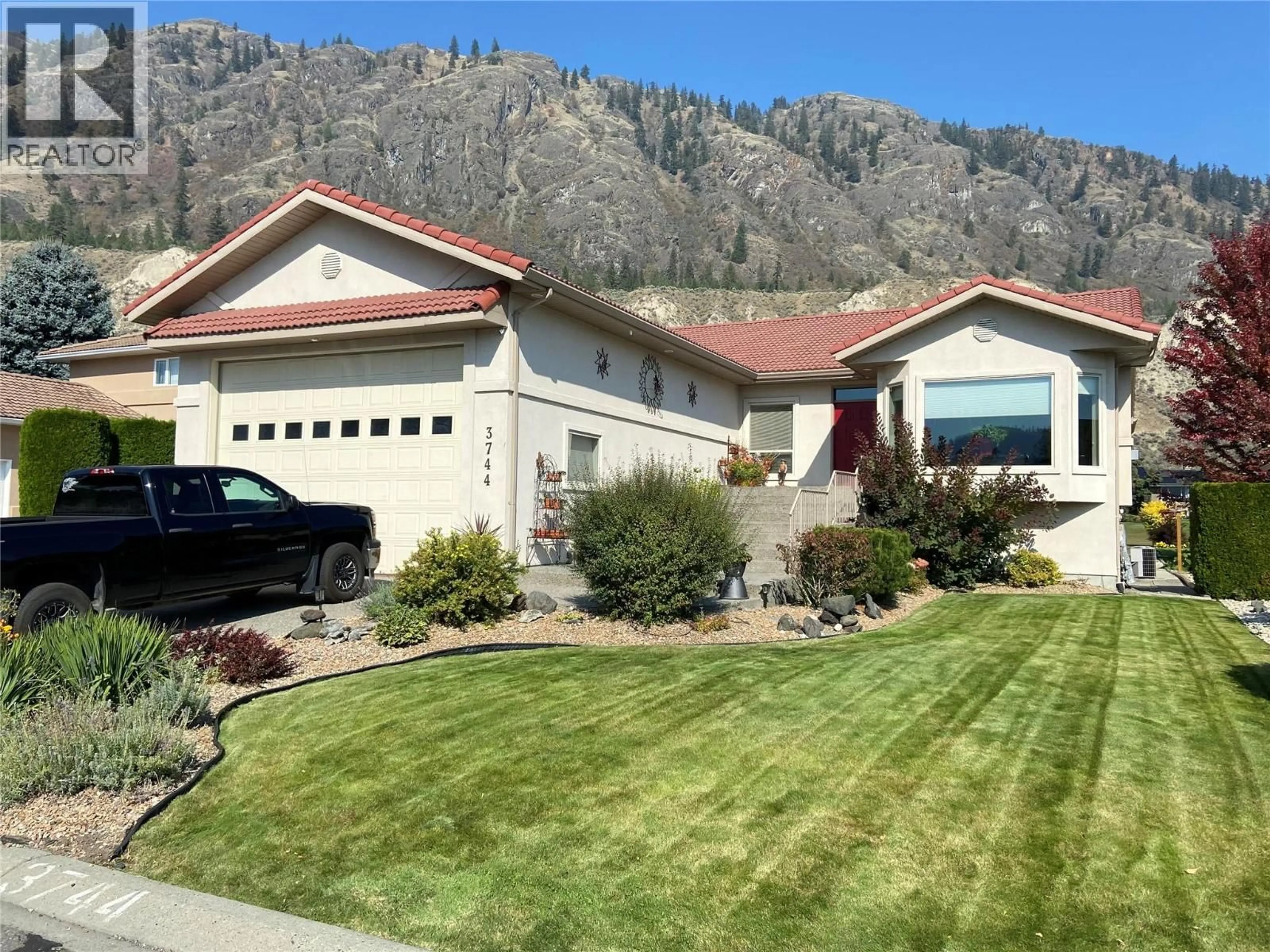 Home with vinyl exterior material, mountain view for 3744 NAVATANEE DRIVE, Kamloops British Columbia V2H1S1