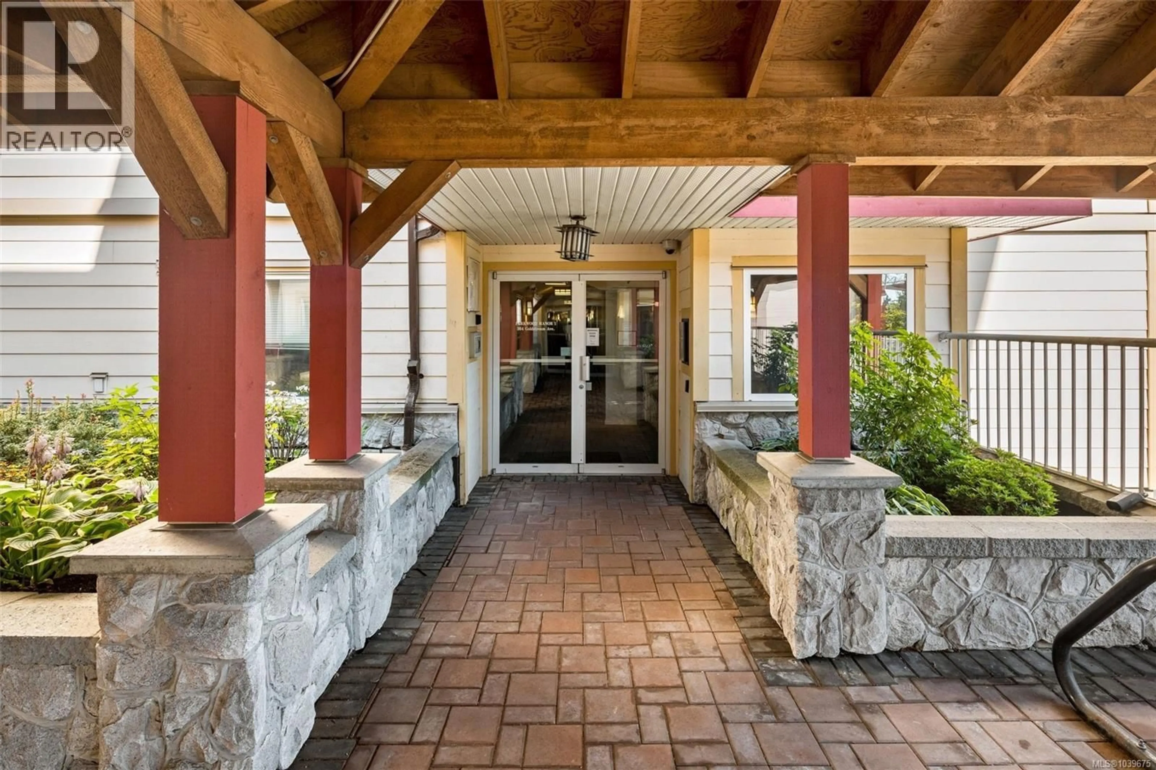 Patio, building for 307 - 364 GOLDSTREAM AVENUE, Colwood British Columbia V9B2W3