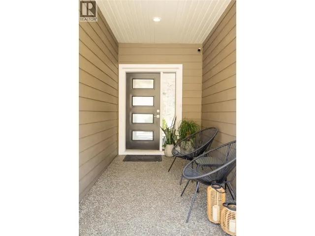 13411 APEX LANE, Lake Country 5