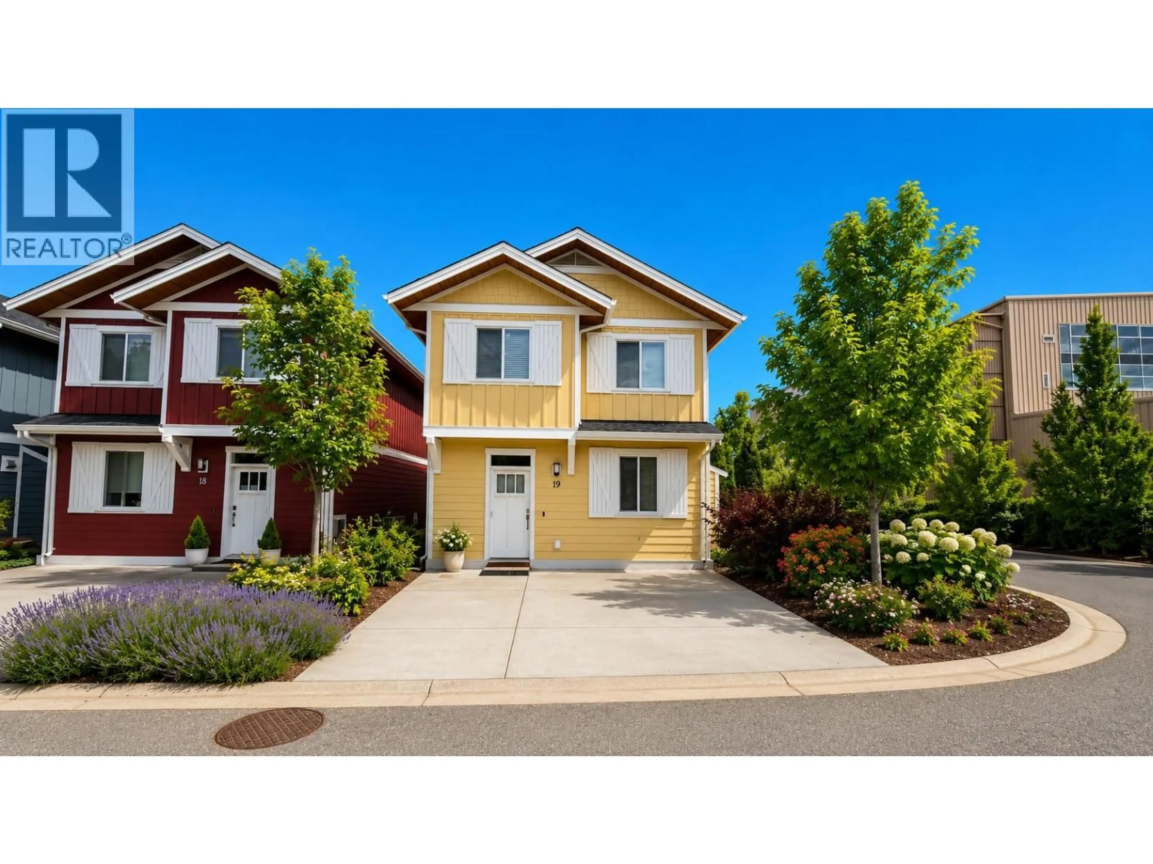 Home with vinyl exterior material, street for 19 - 3750 WEST BAY ROAD, West Kelowna British Columbia V4T0A4