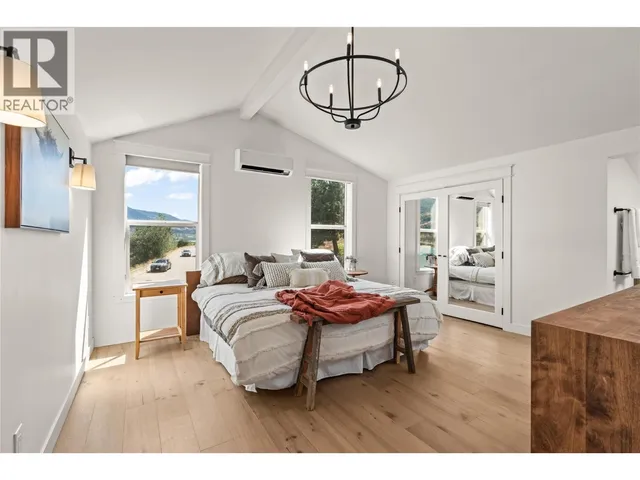 16904 GATZKE ROAD, Lake Country 3