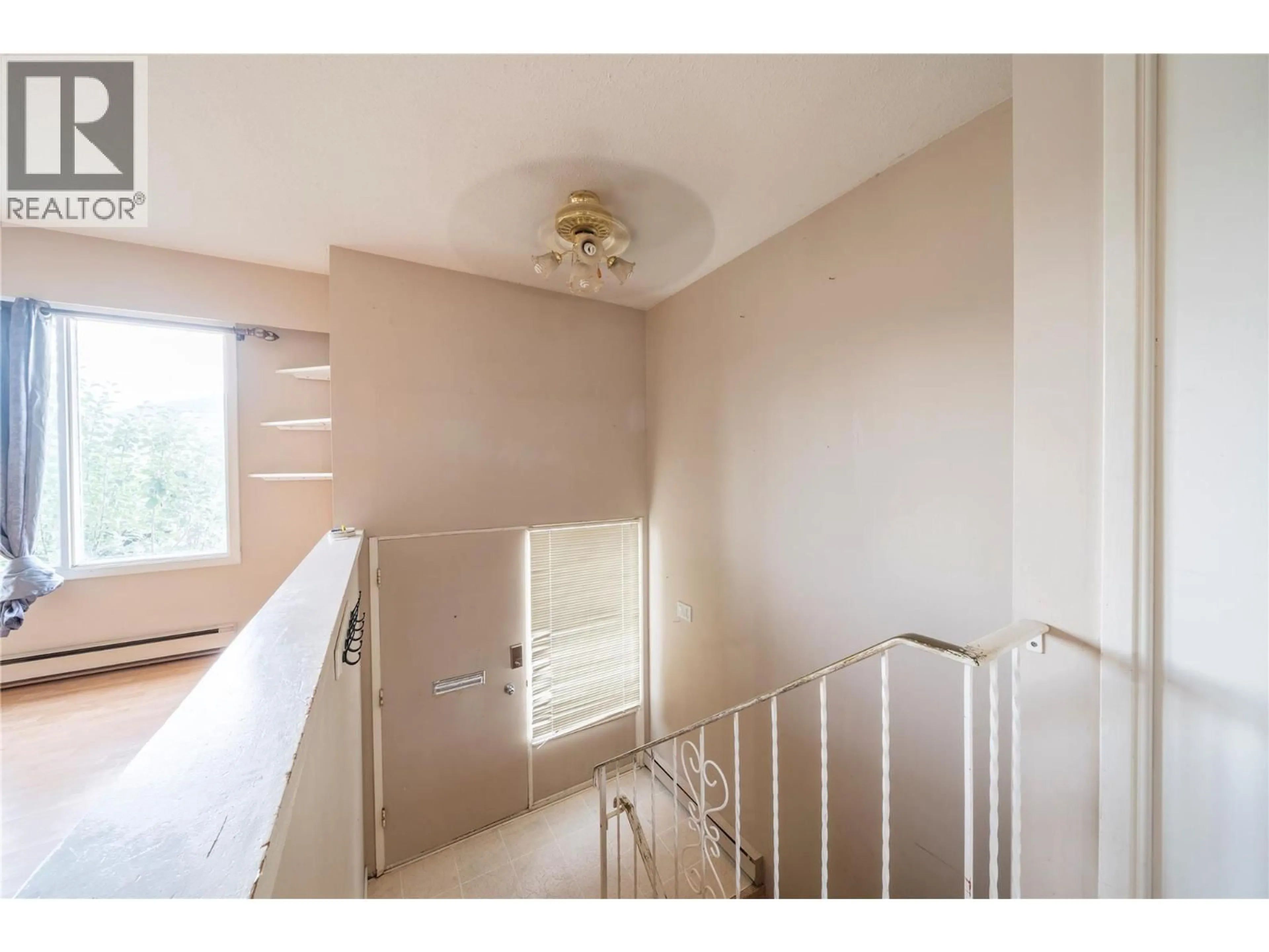 Unknown for 2270 GREENFIELD AVENUE, Kamloops British Columbia V2B4P3